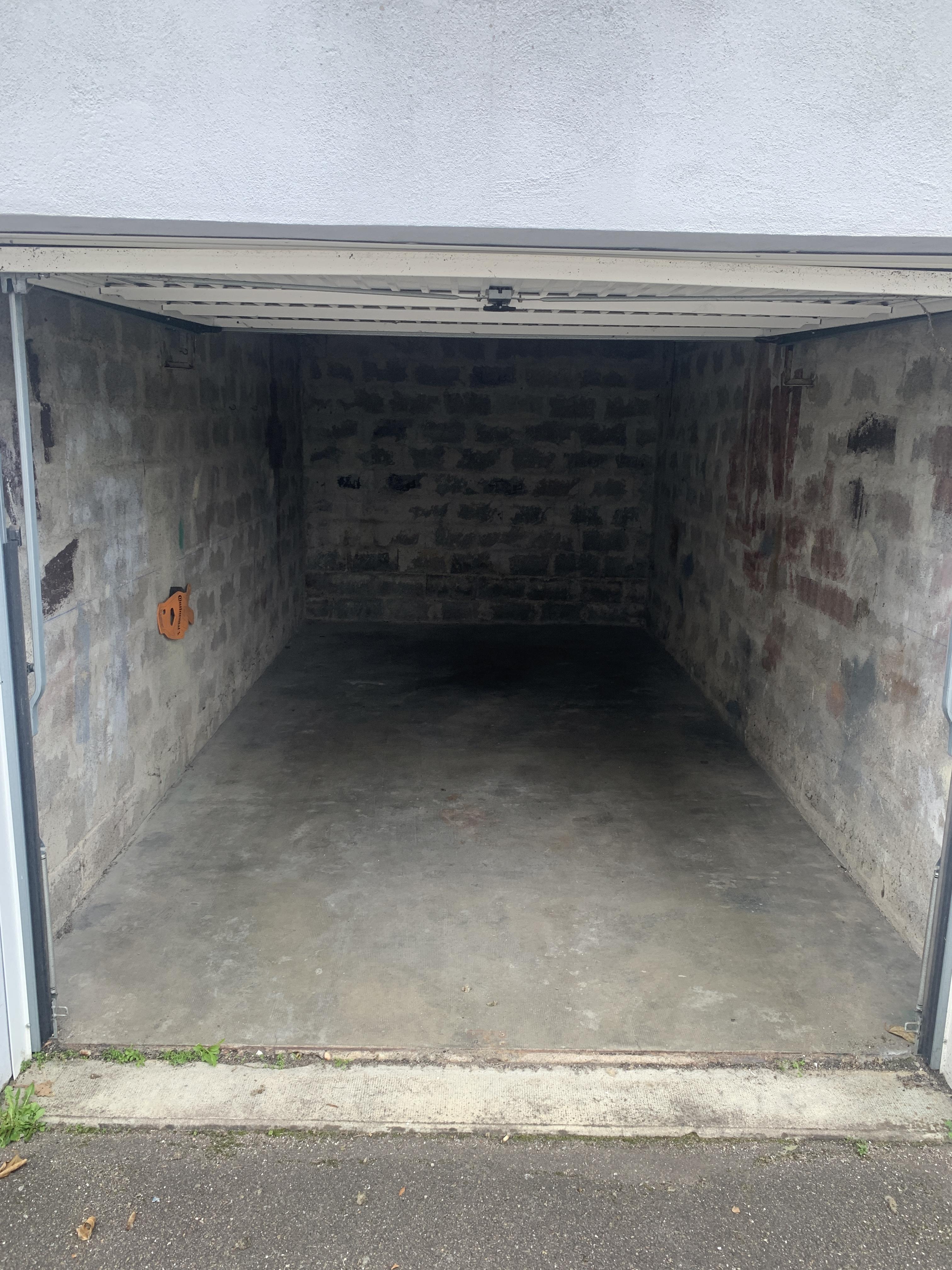 Garage privé de 14m²