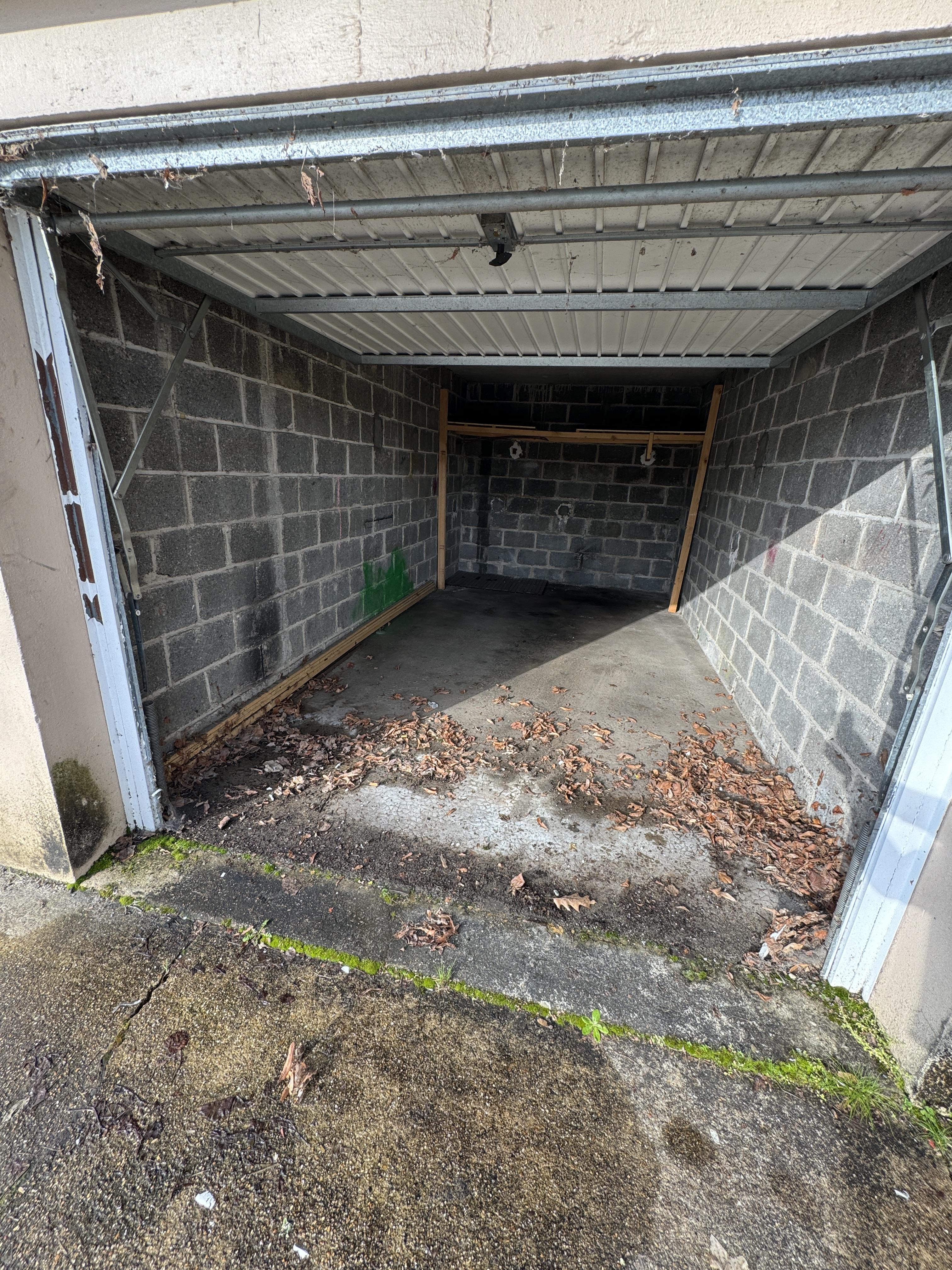 Location garage sécurisé de 14m²