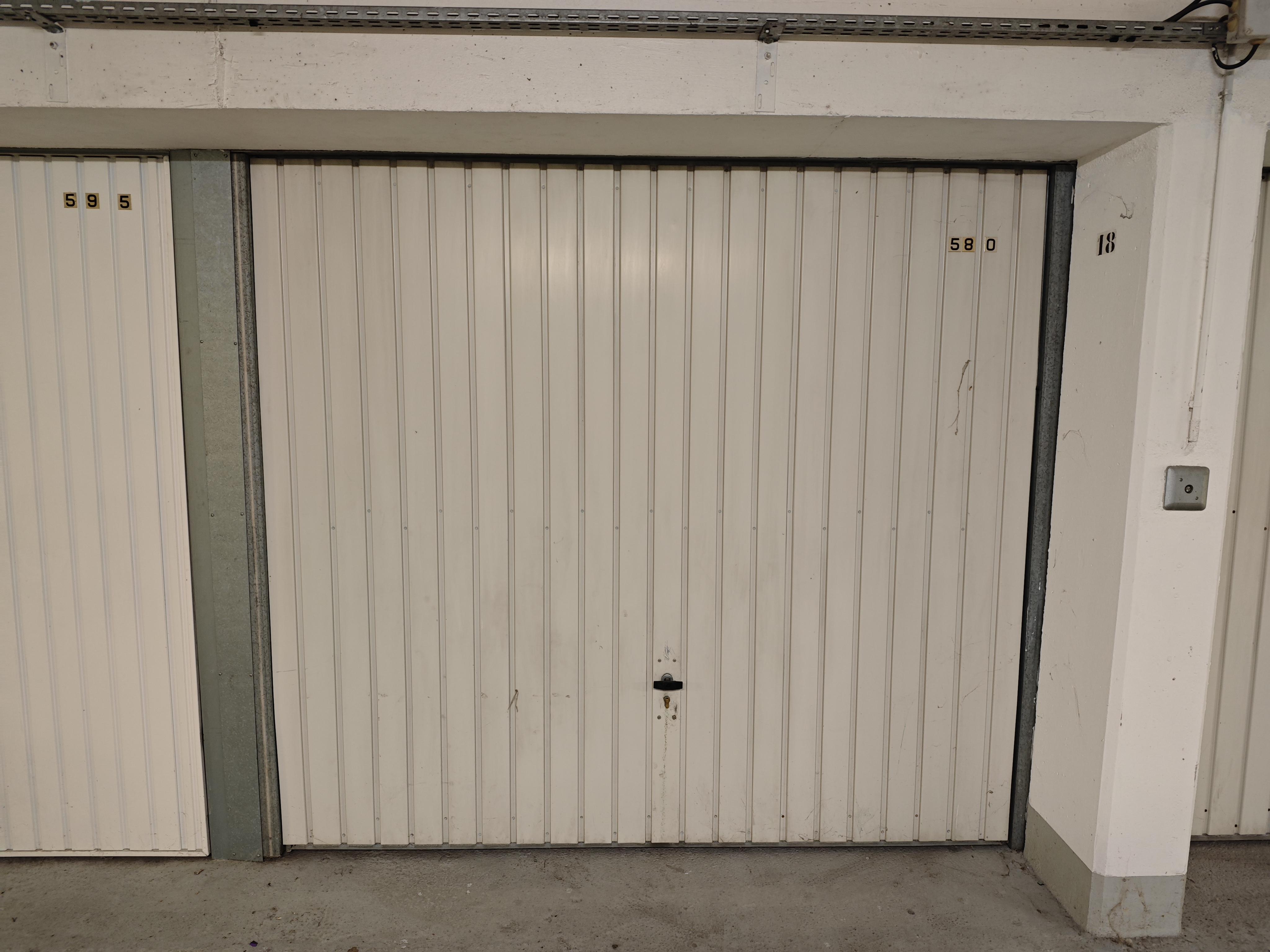 Garage de 10m² pour stationnement