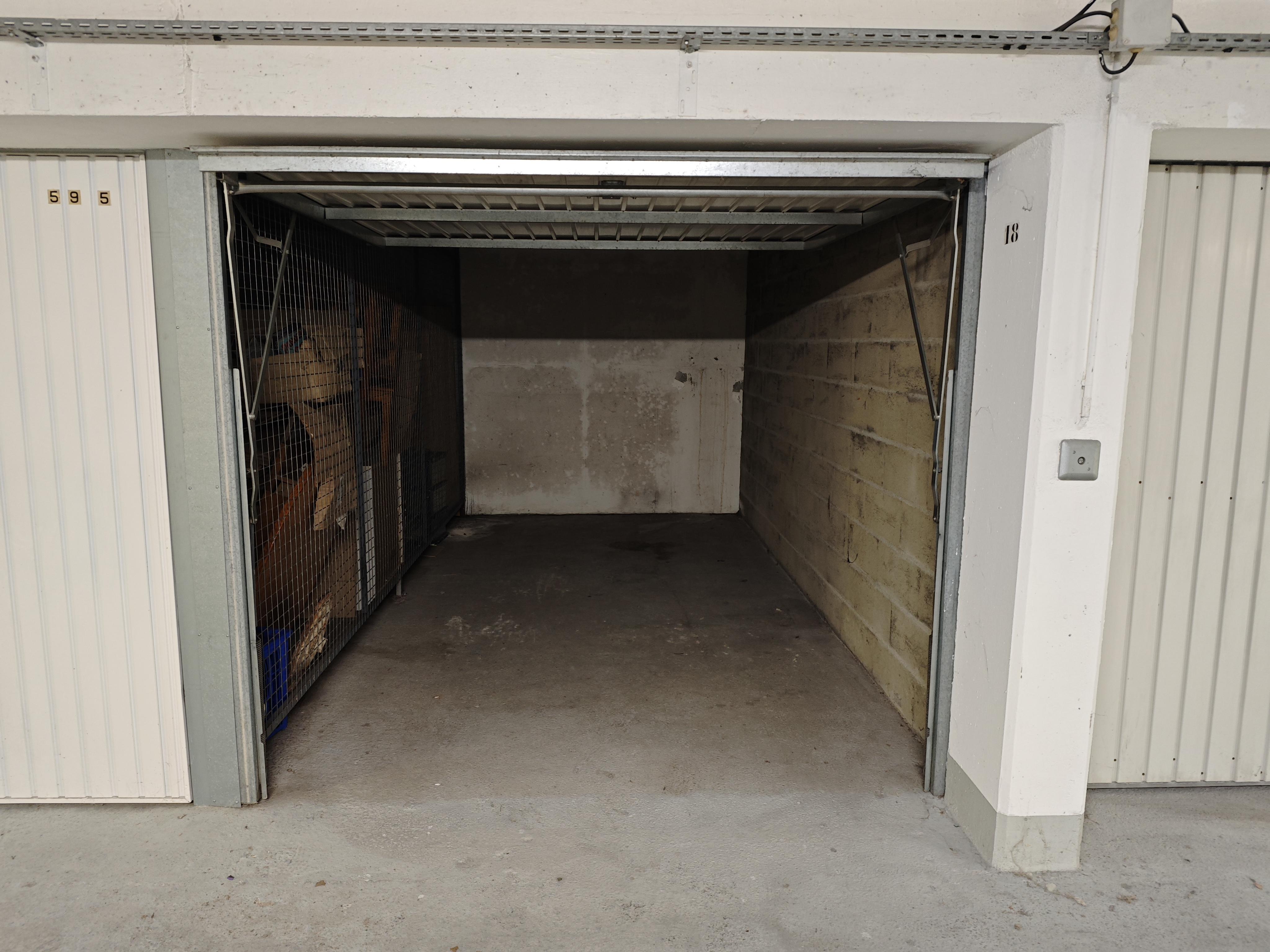 Garage de 10m² pour stationnement