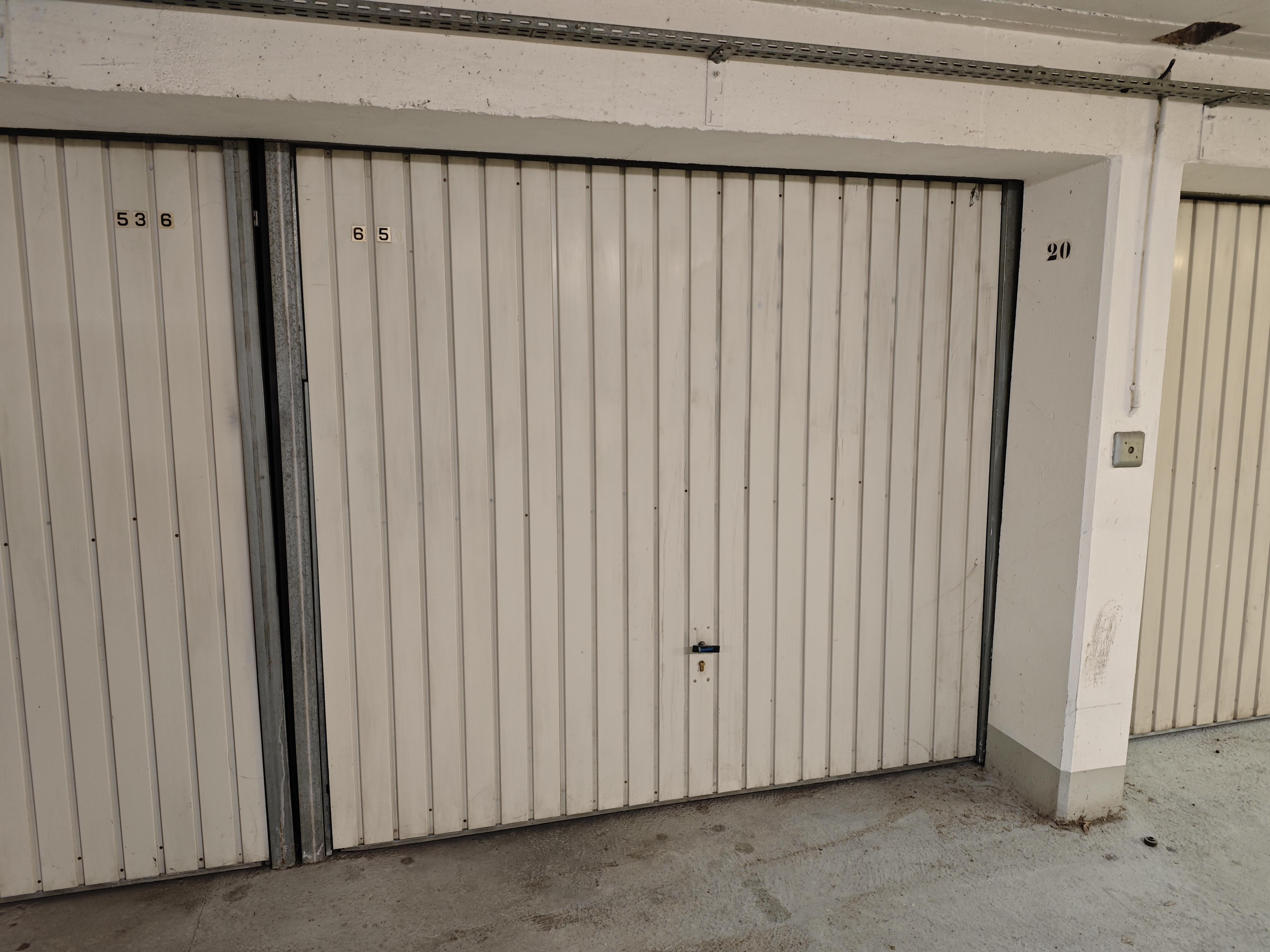 Garage de 10m² pour stationnement