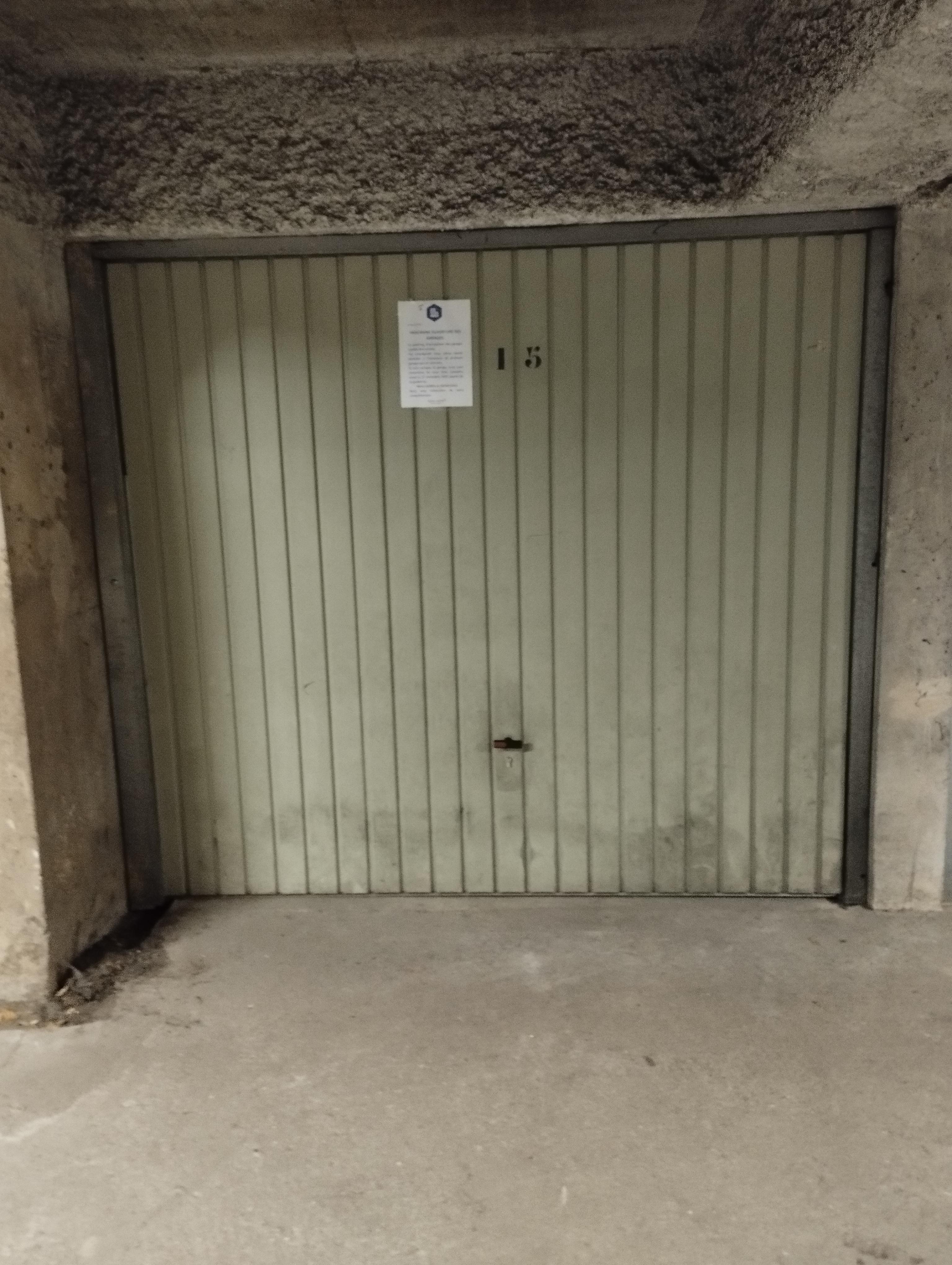 Garage privé de 12m²