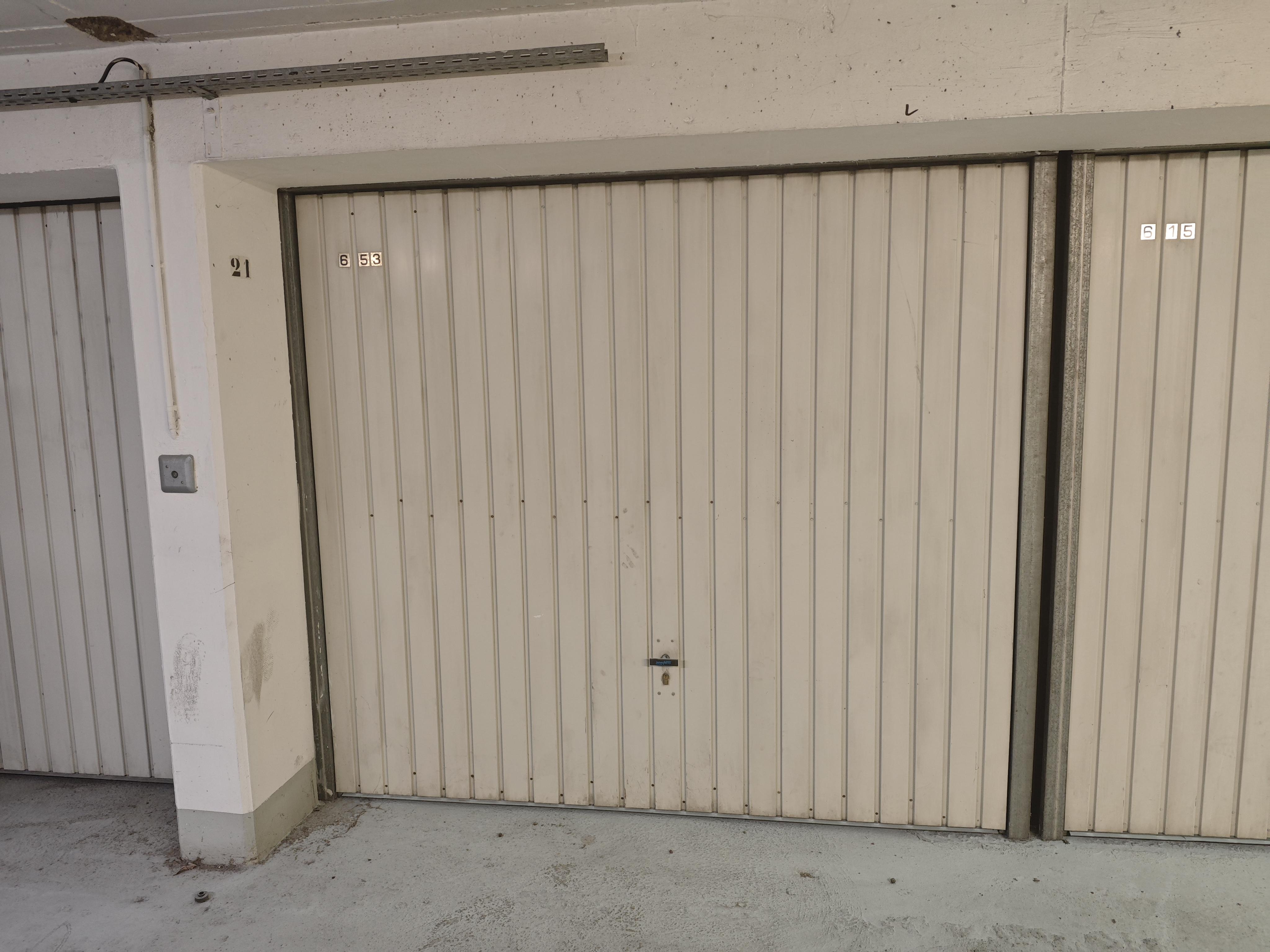 Garage de 10m² pour stationnement