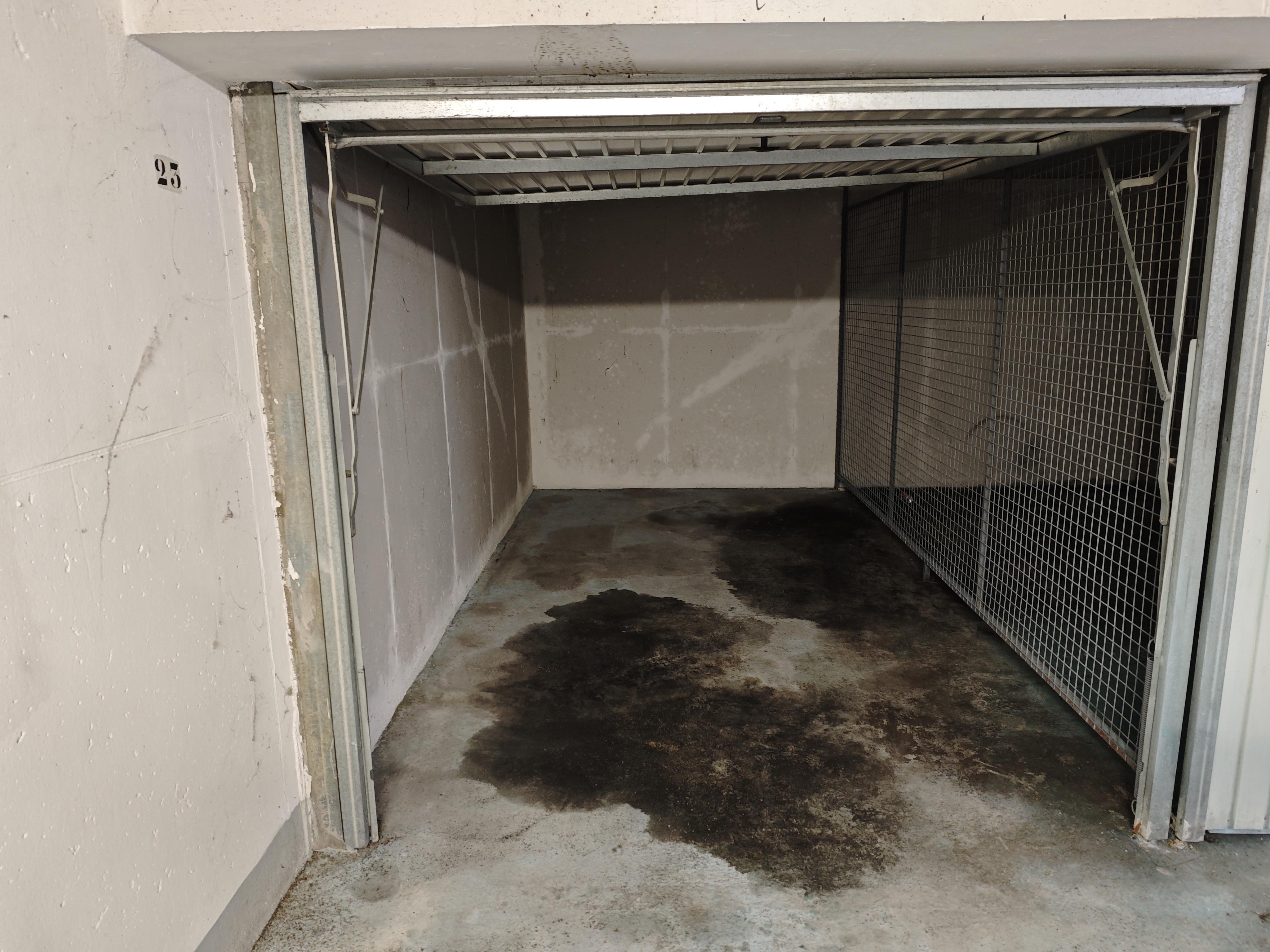 Garage de 11m² pour stationnement