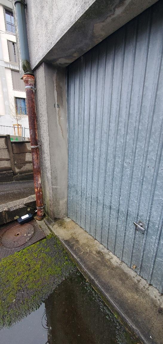 Garage fermé à louer