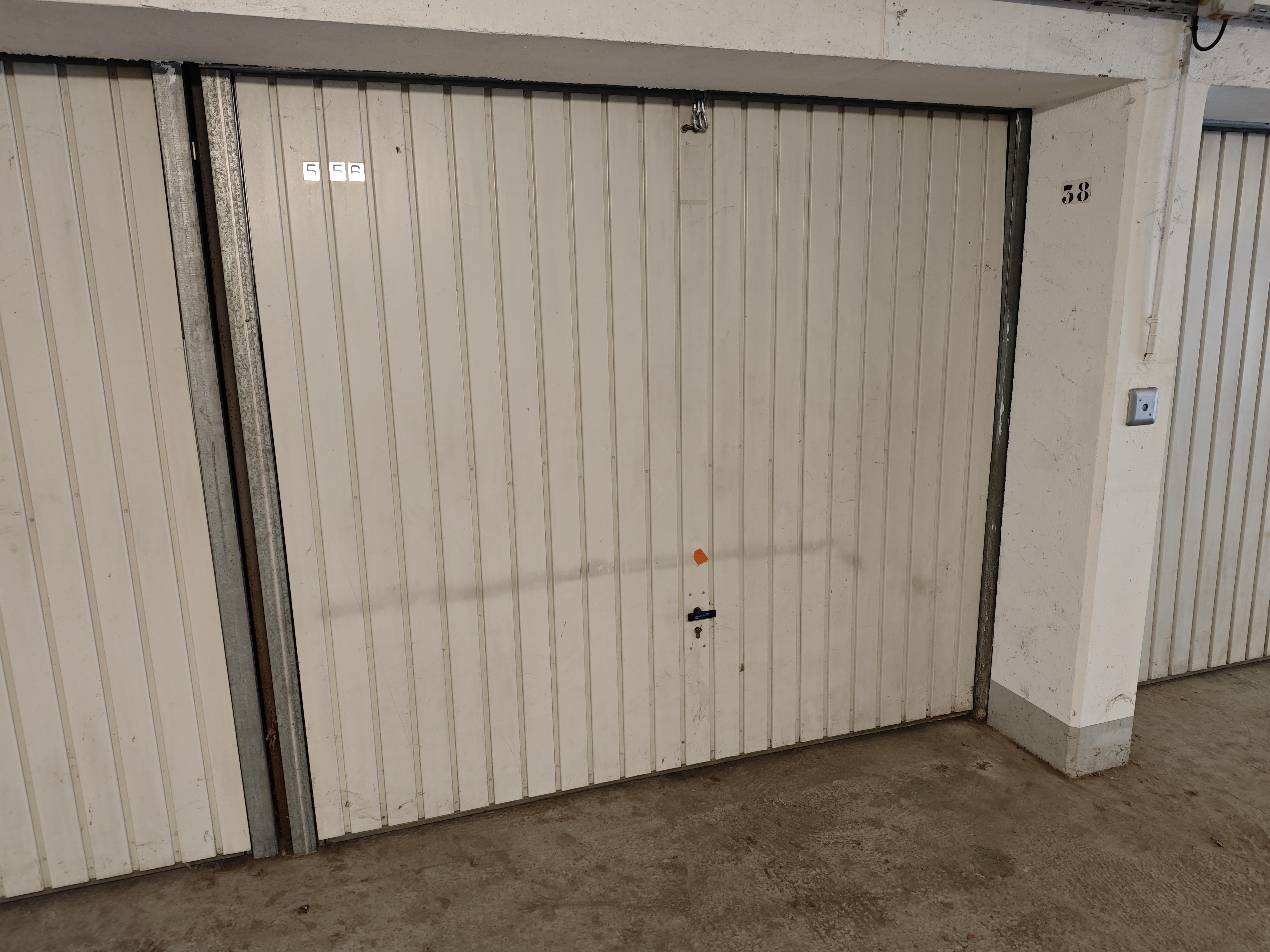 Garage de 10m² pour stationnement