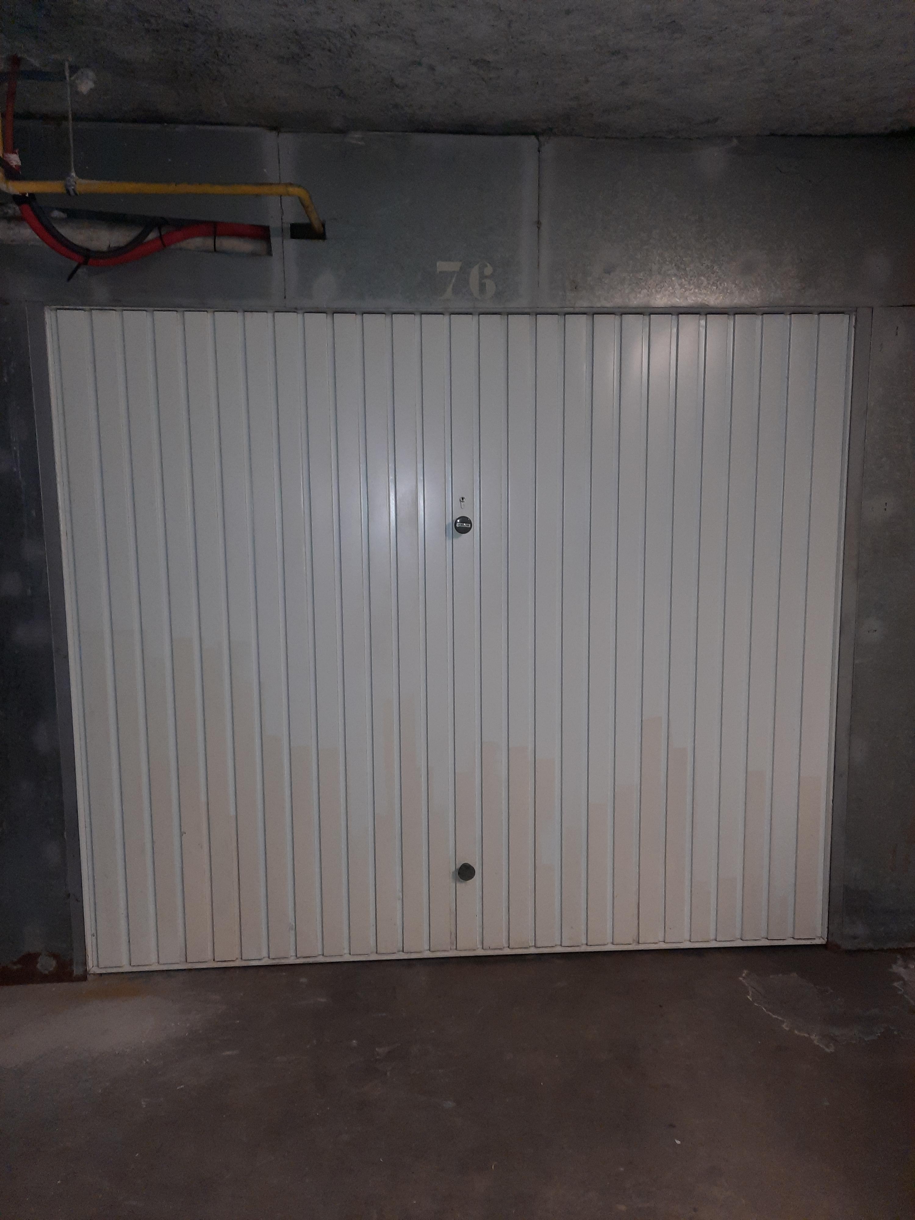 Garage pour stationnement