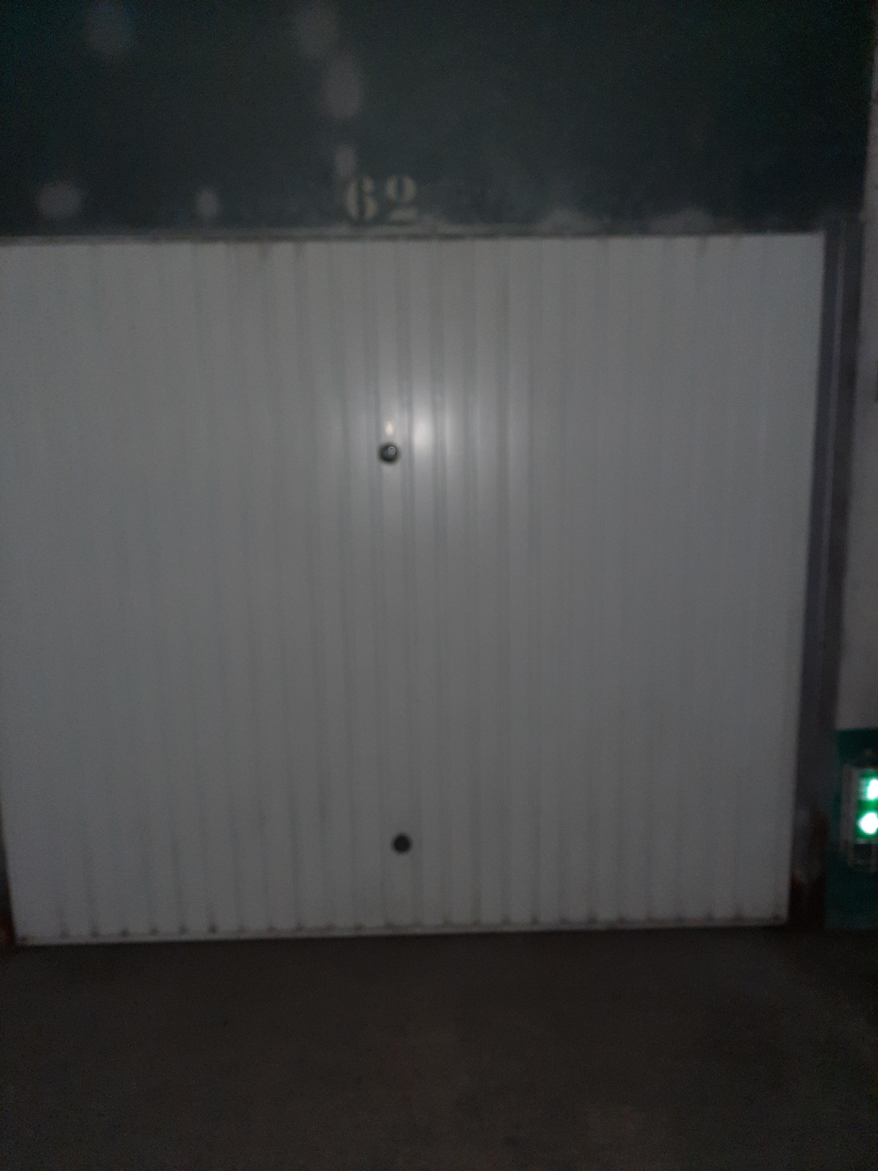 Location garage fermé de 12m²