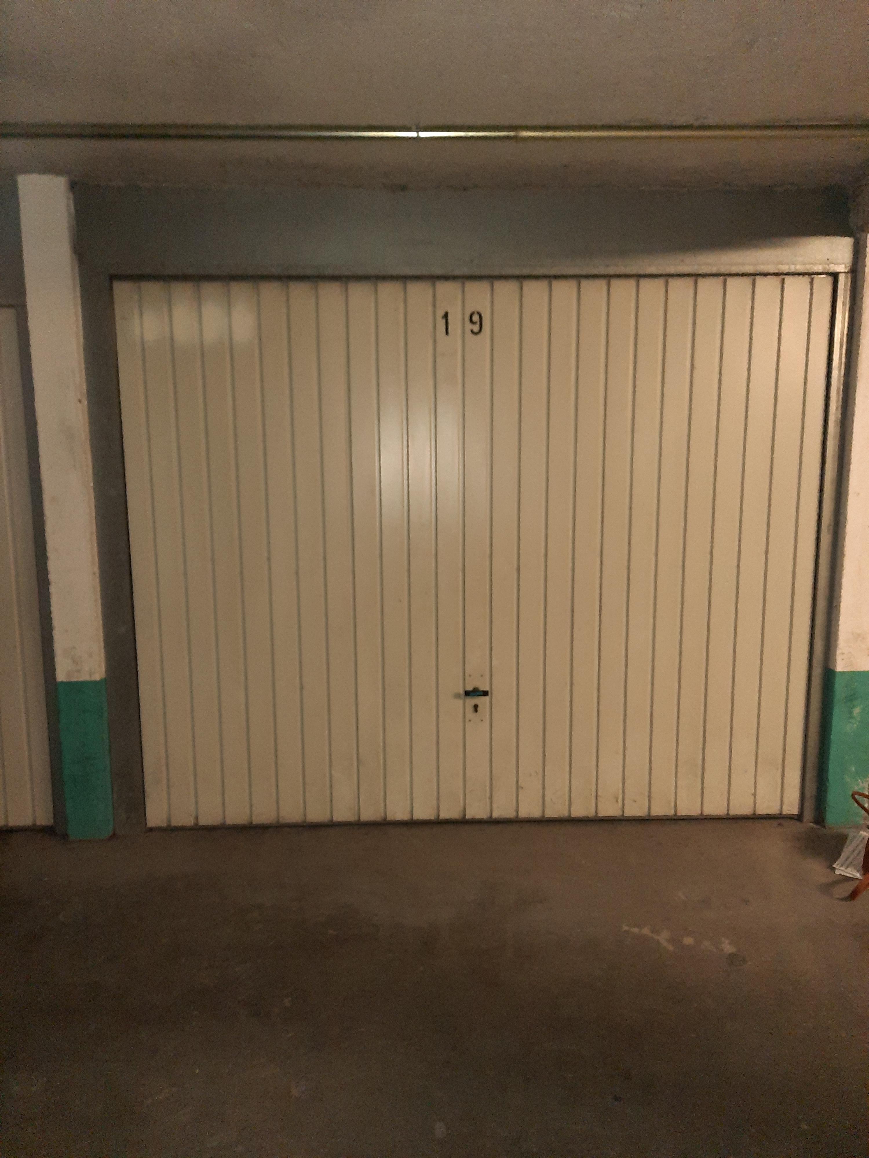 Garage individuel pour stationnement