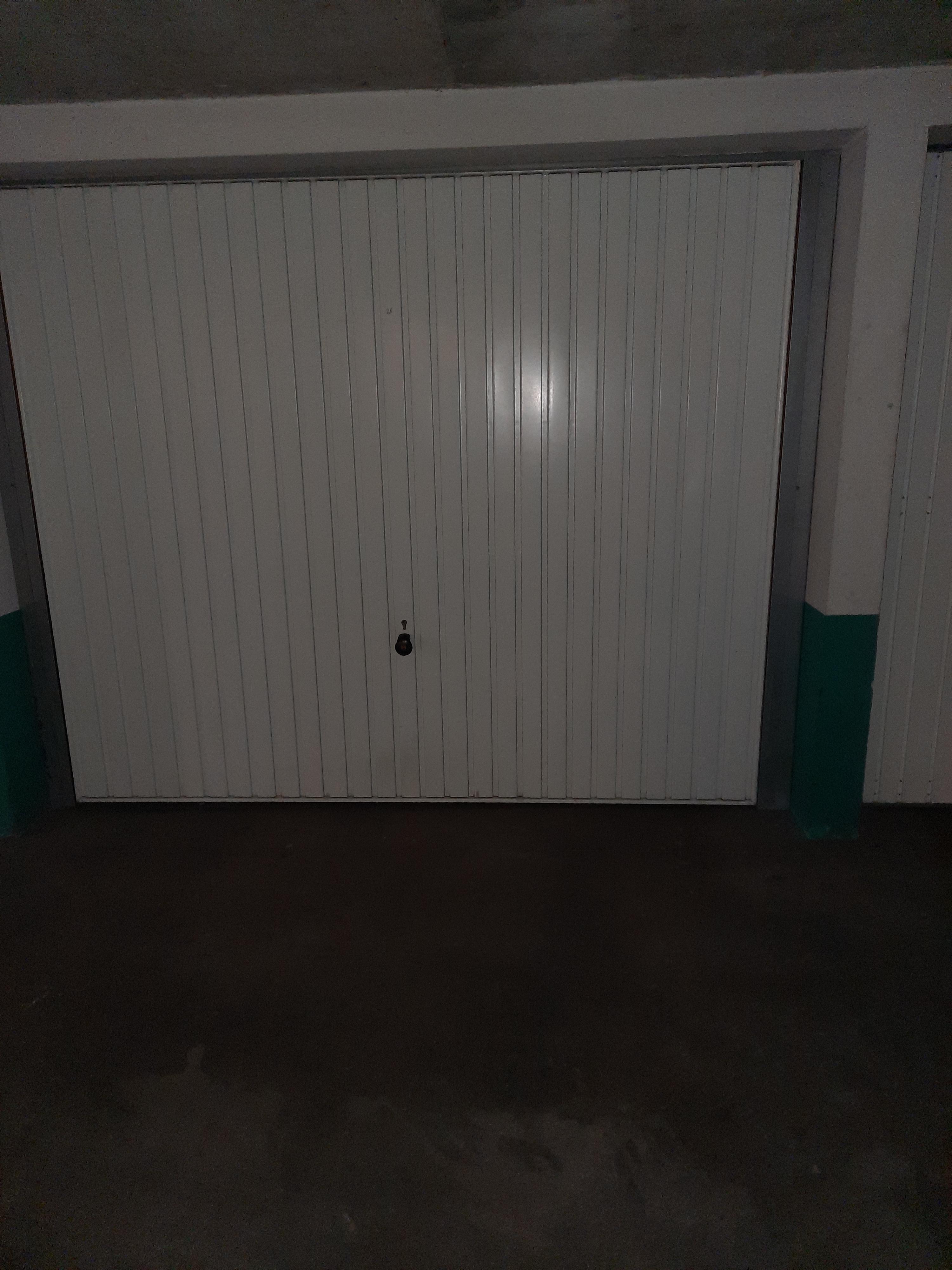 Garage à louer pour stockage