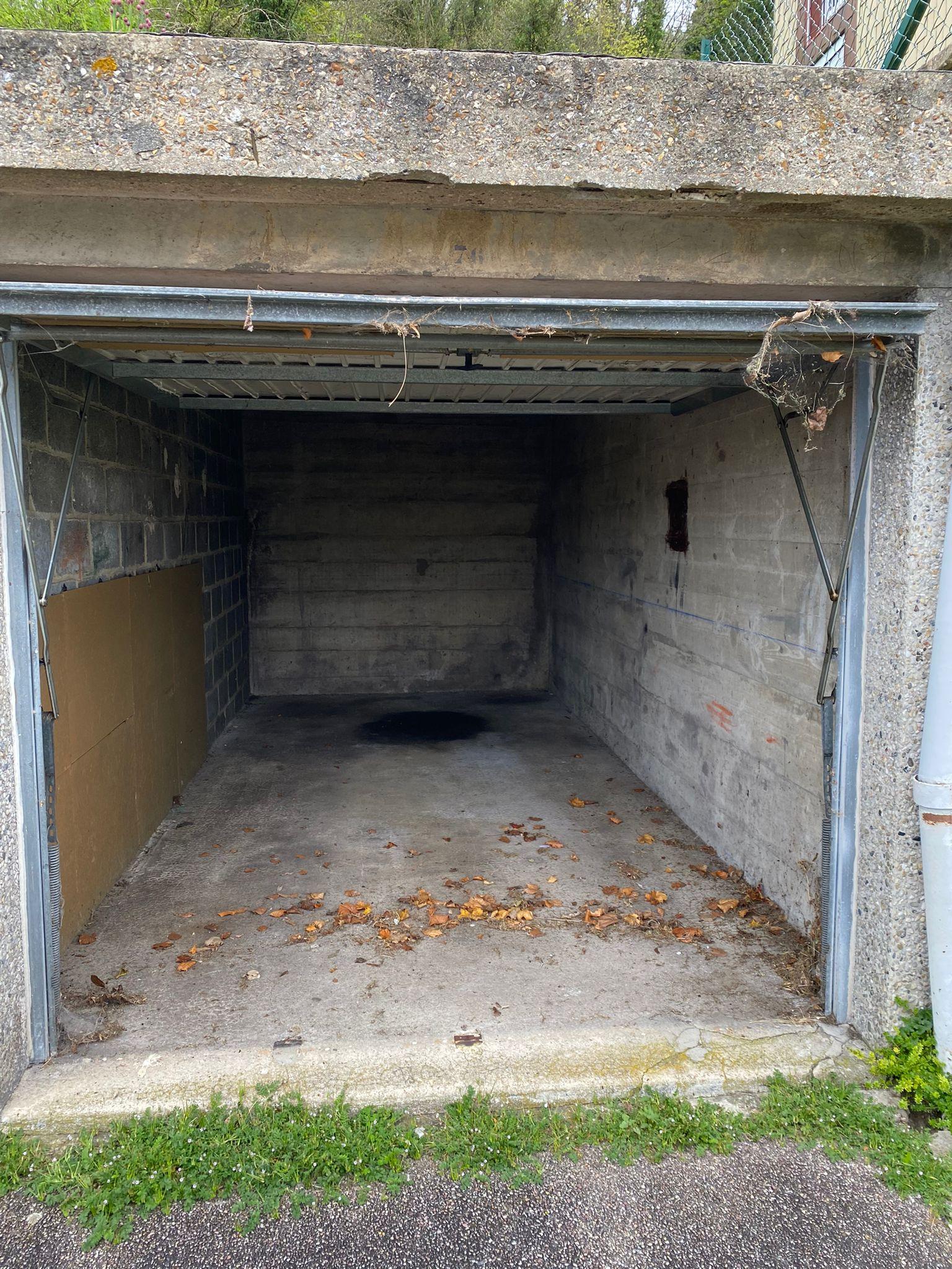 Garage à louer à Darnétal