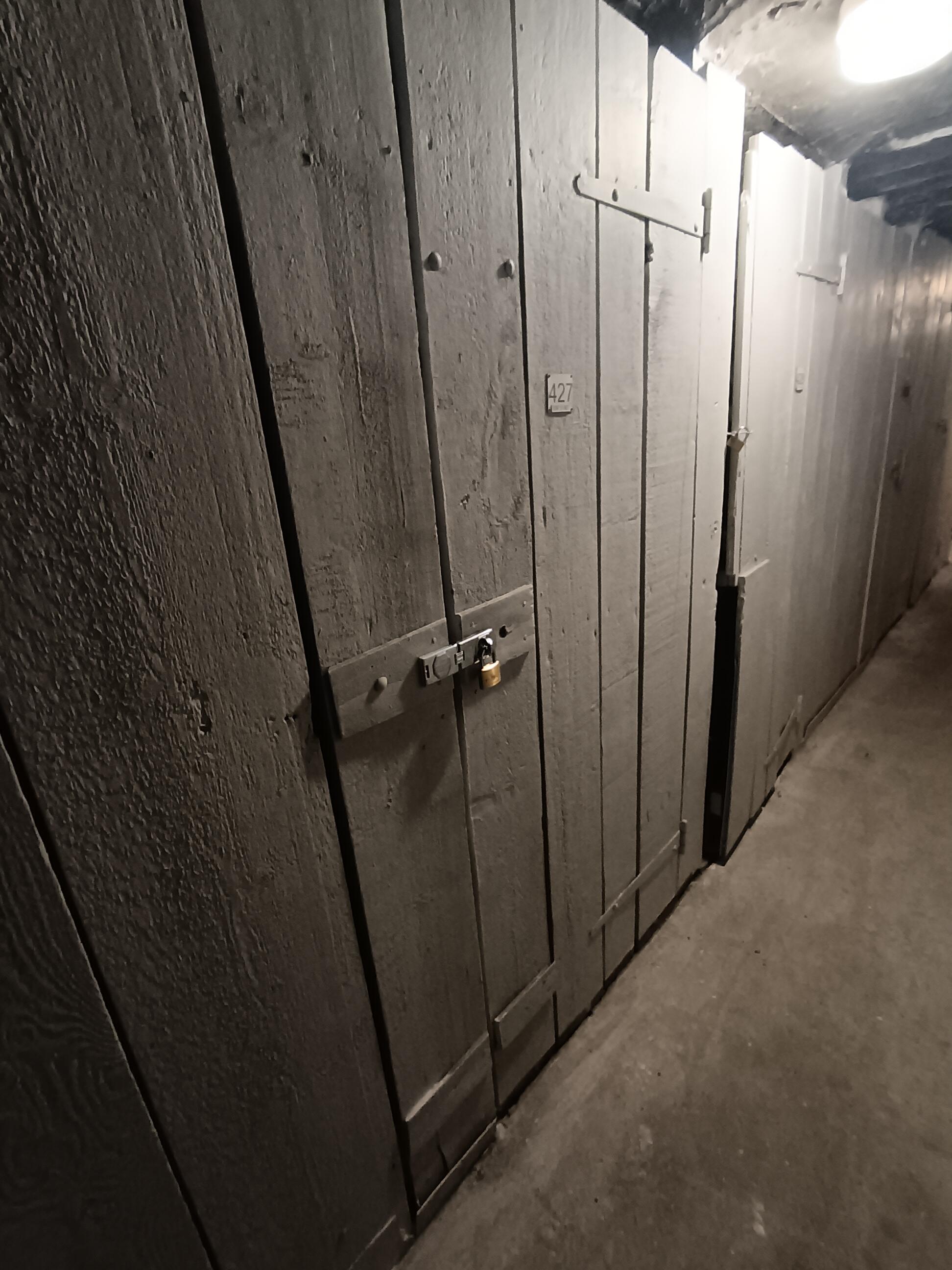Cave saine pour stockage divers