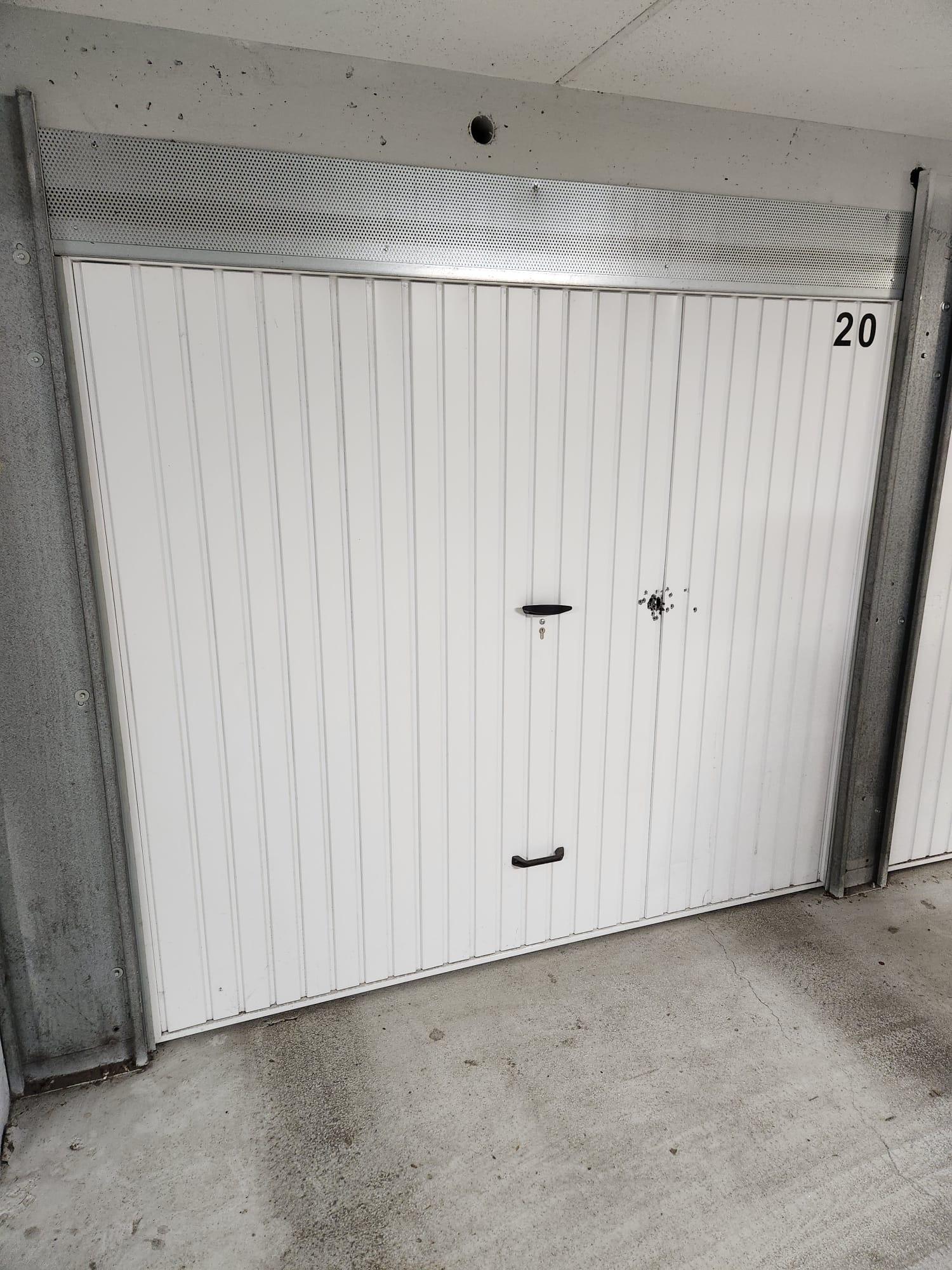 Garage / Parking de 12m² / Béthune