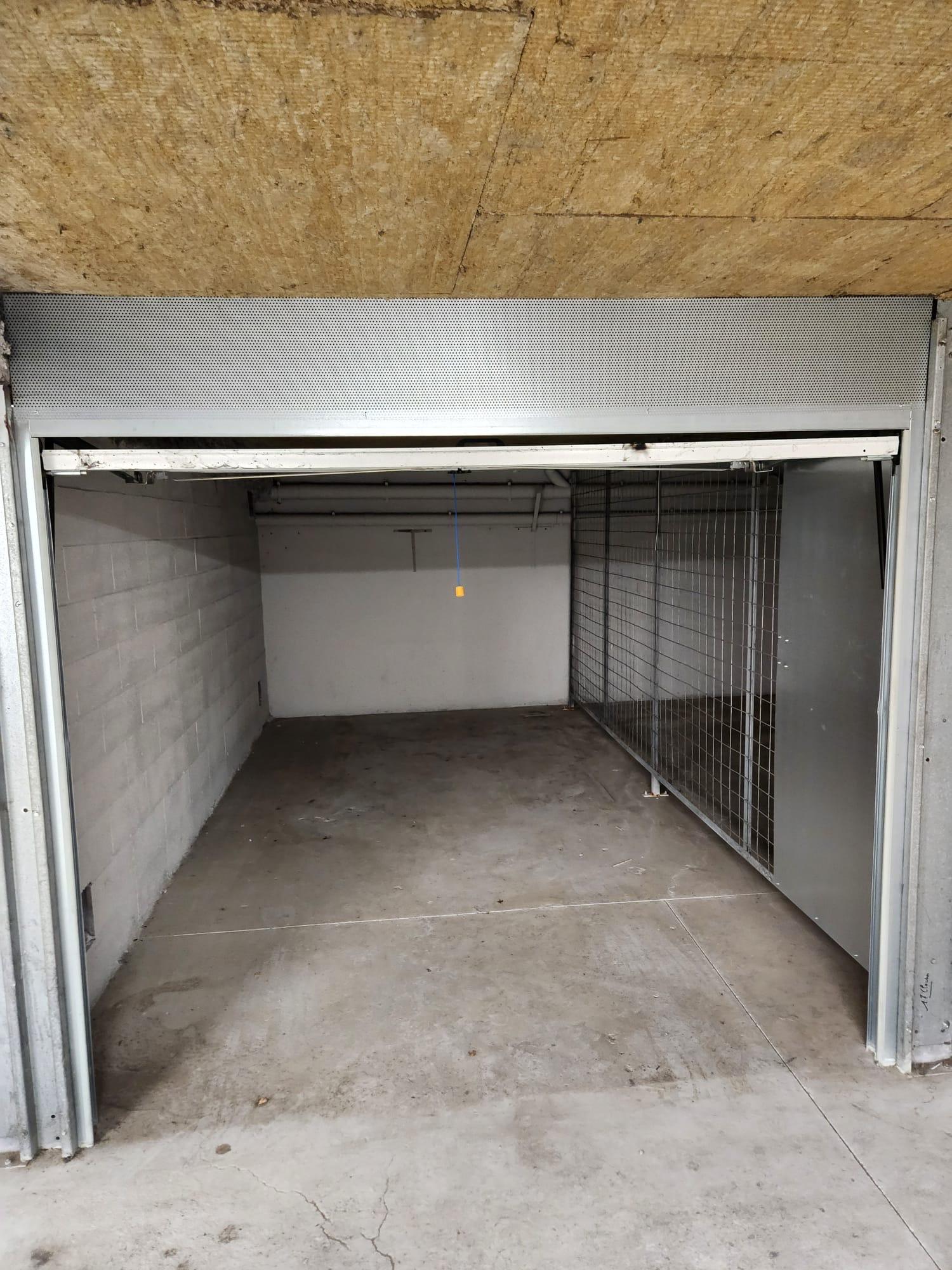 Garage à louer à Béthune