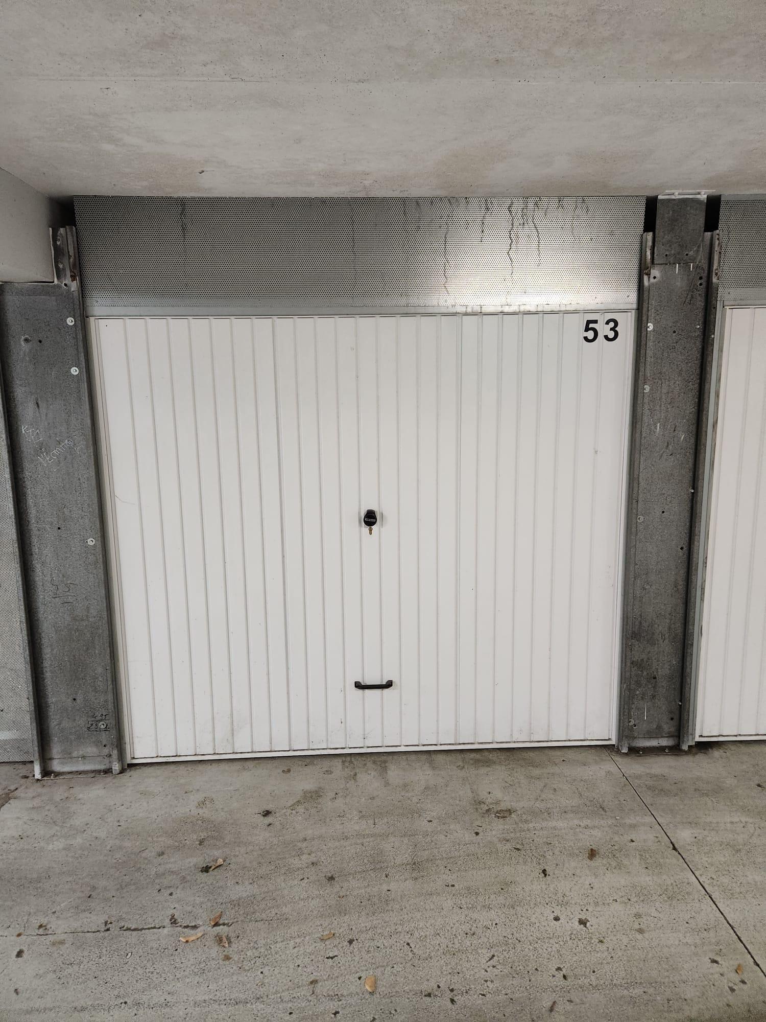 Garage / stationnement