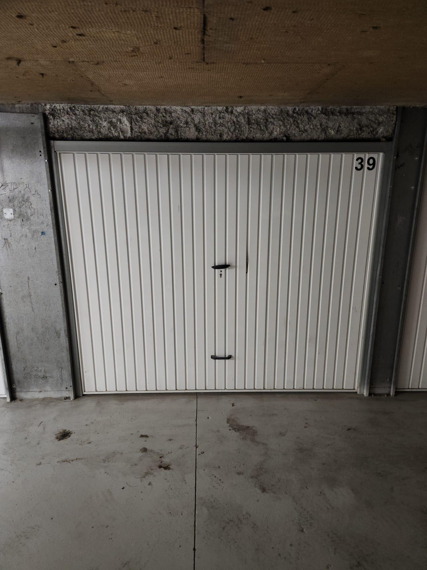 Location garage pour stionnement