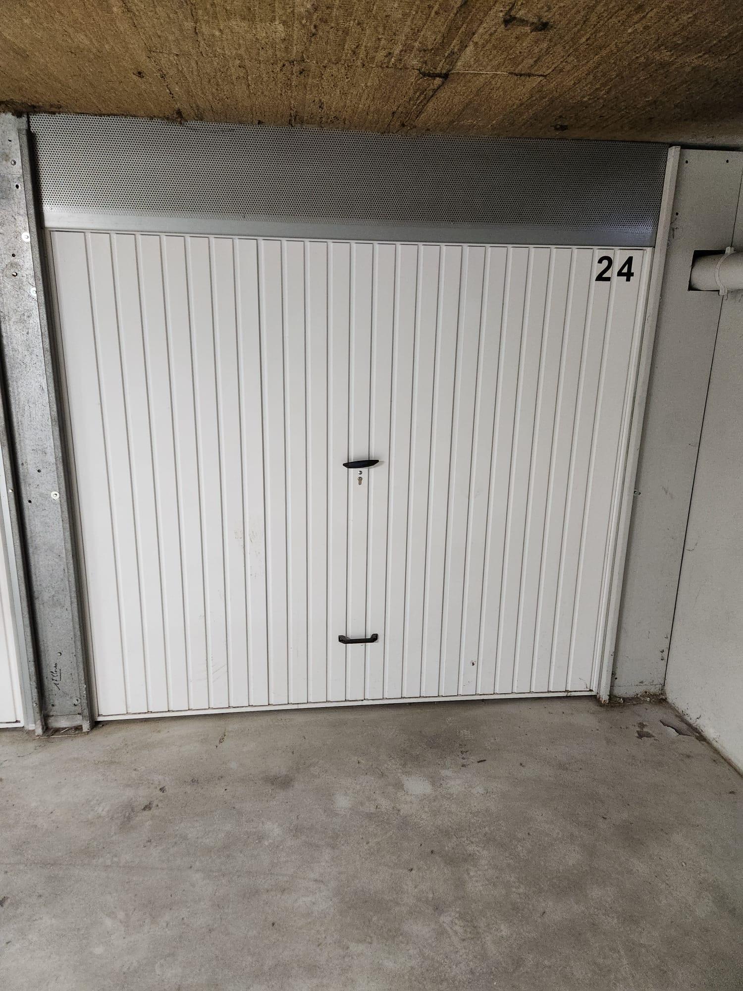 Garage sur Béthune à louer de 12m²