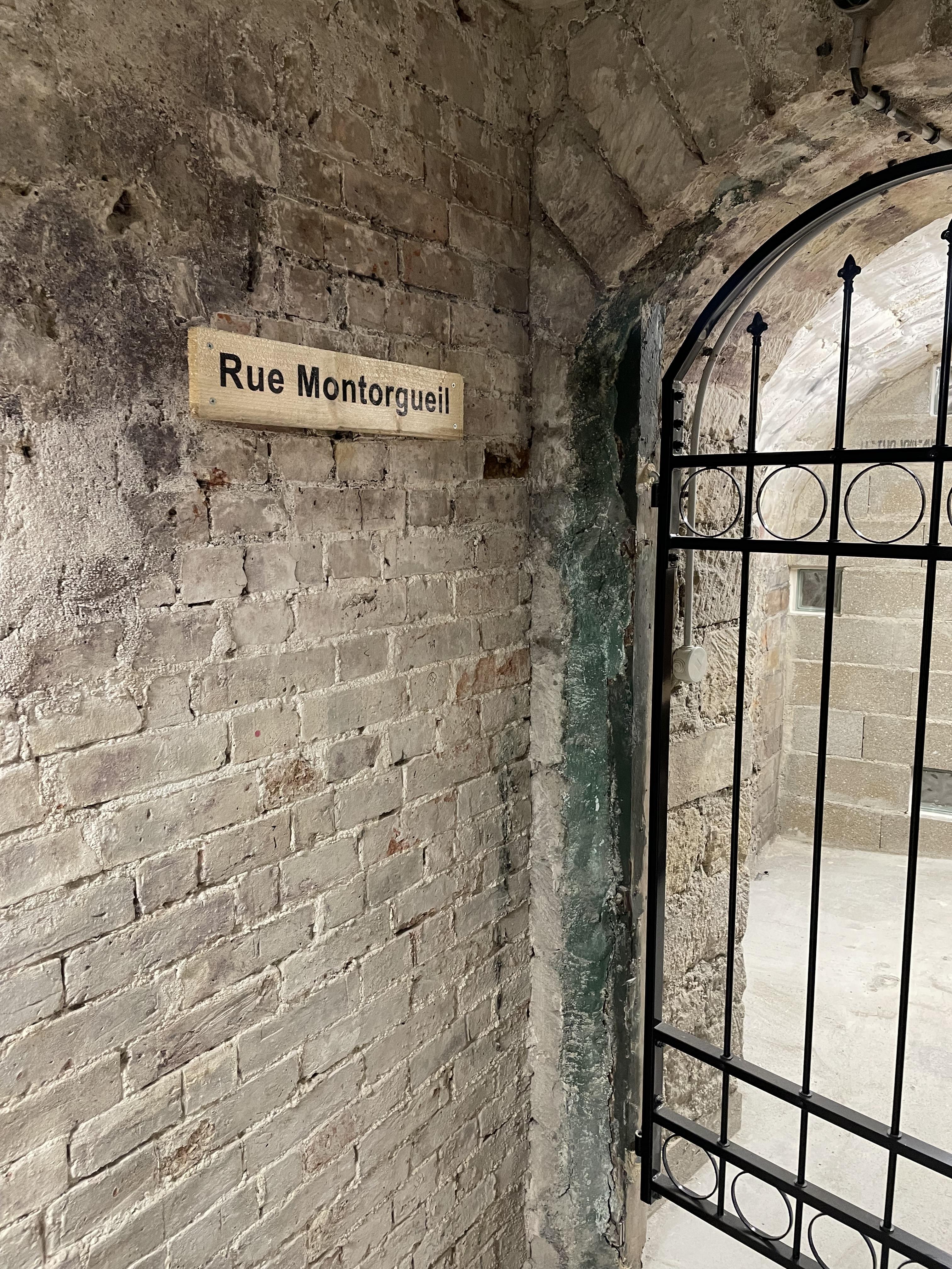 Cave montorgueil Paris sécurisée