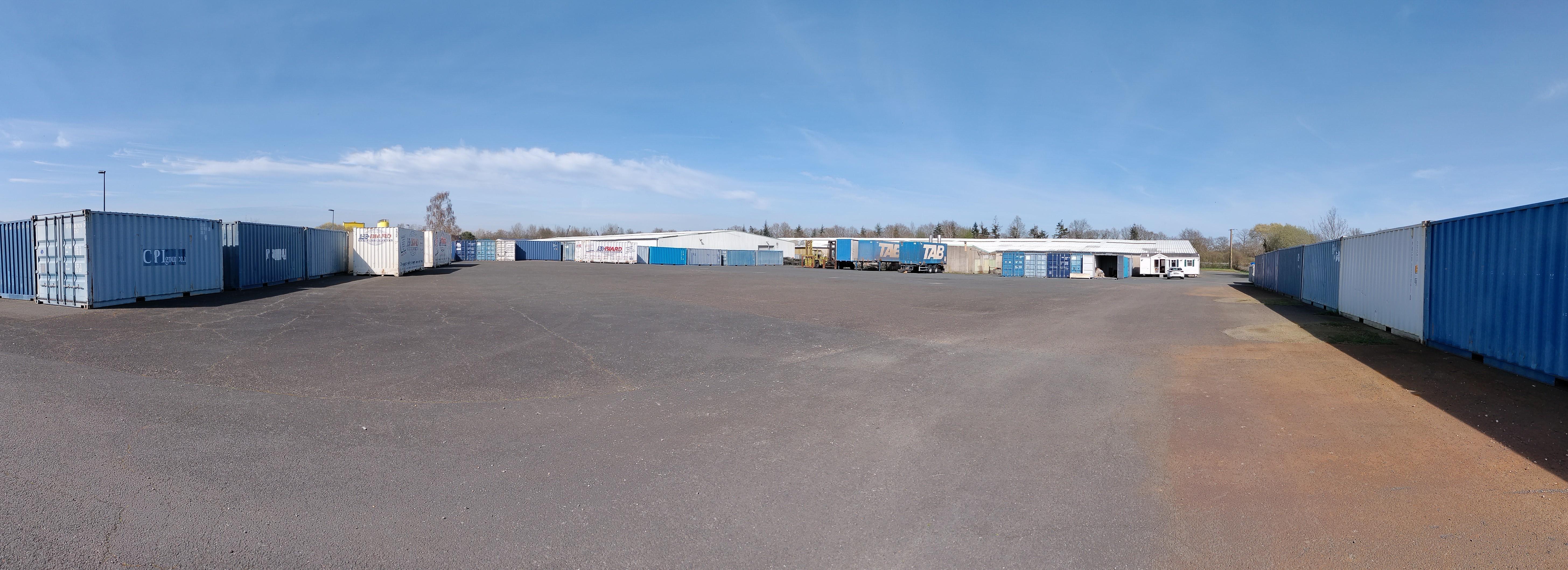 Box de self-stockage et/ou garde-meubles