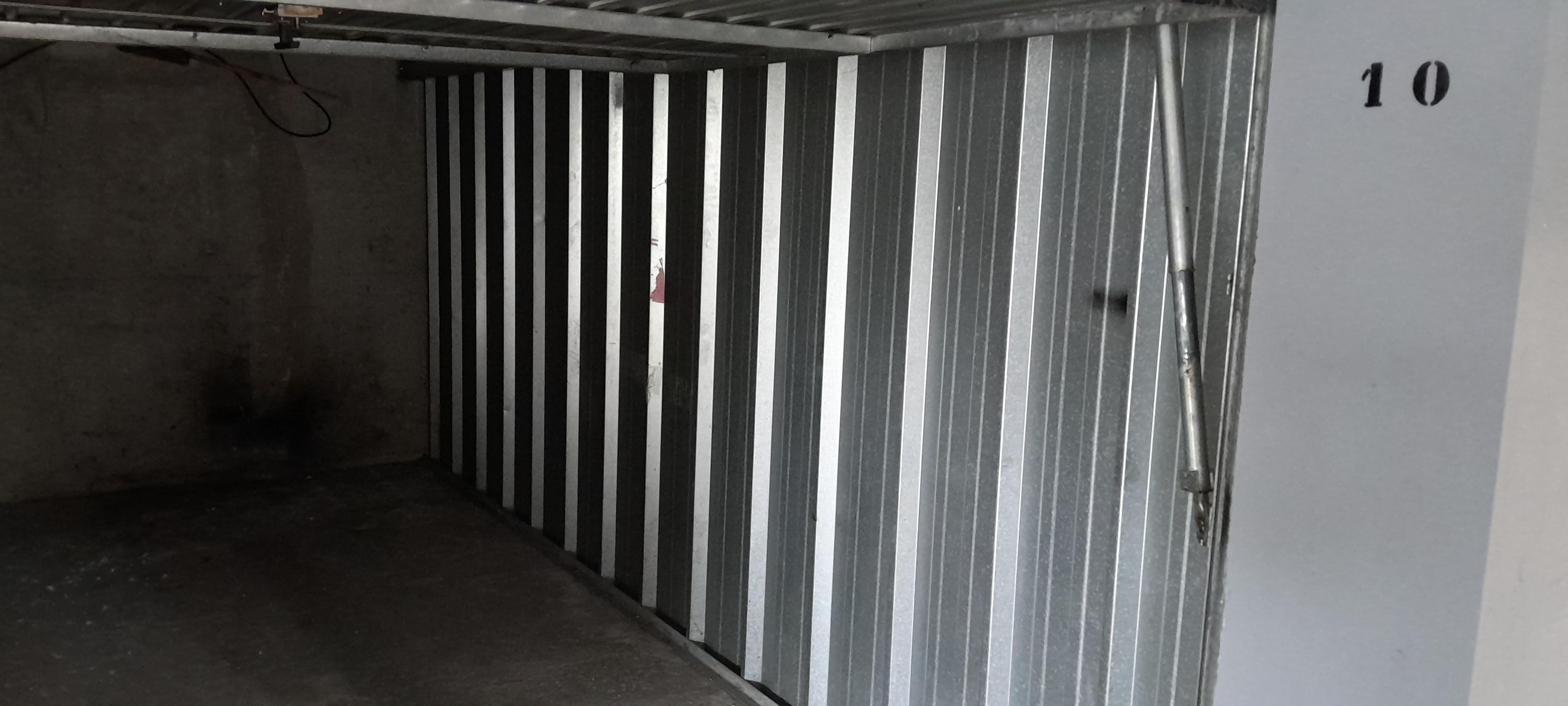 Location Garage 10m2 à Eybens