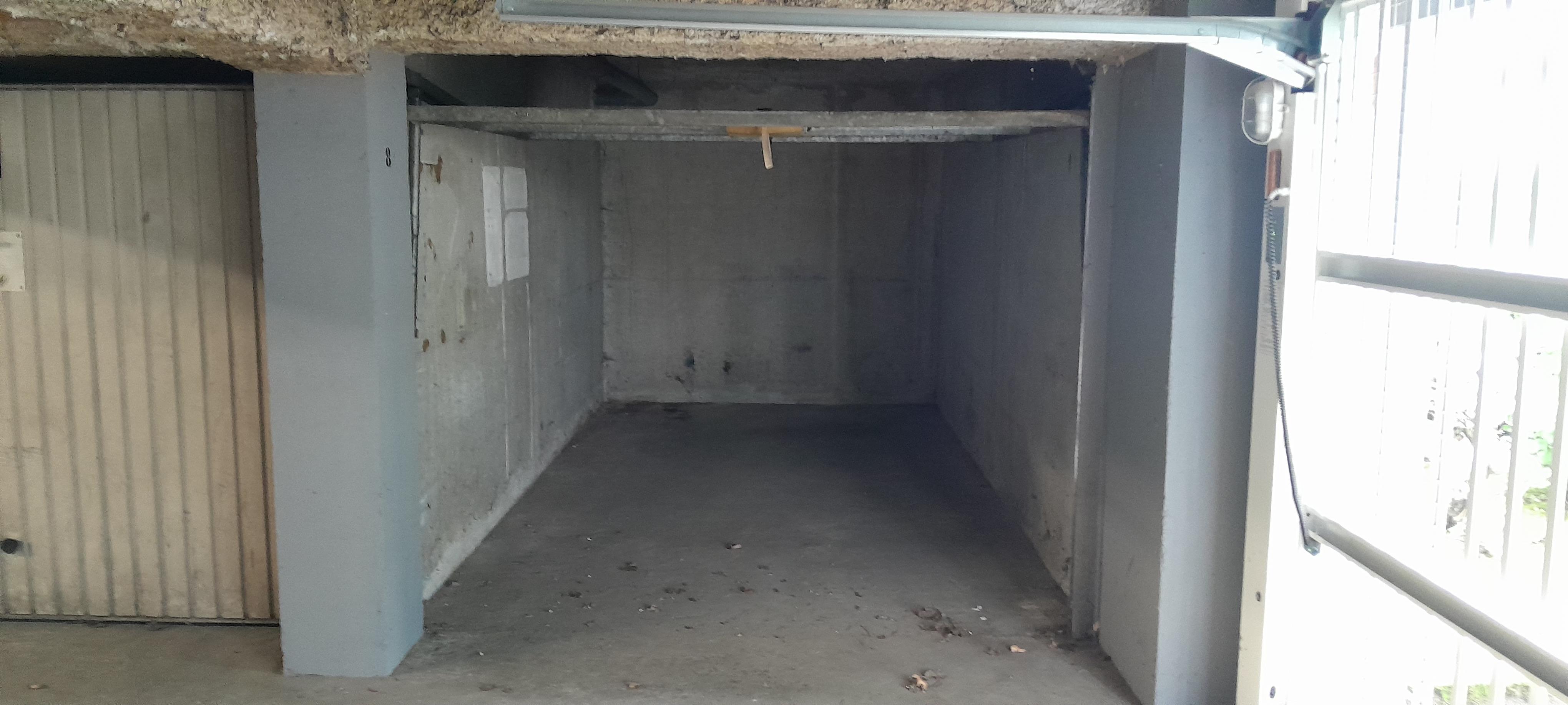 Location Garage 12 m2 à Eybens