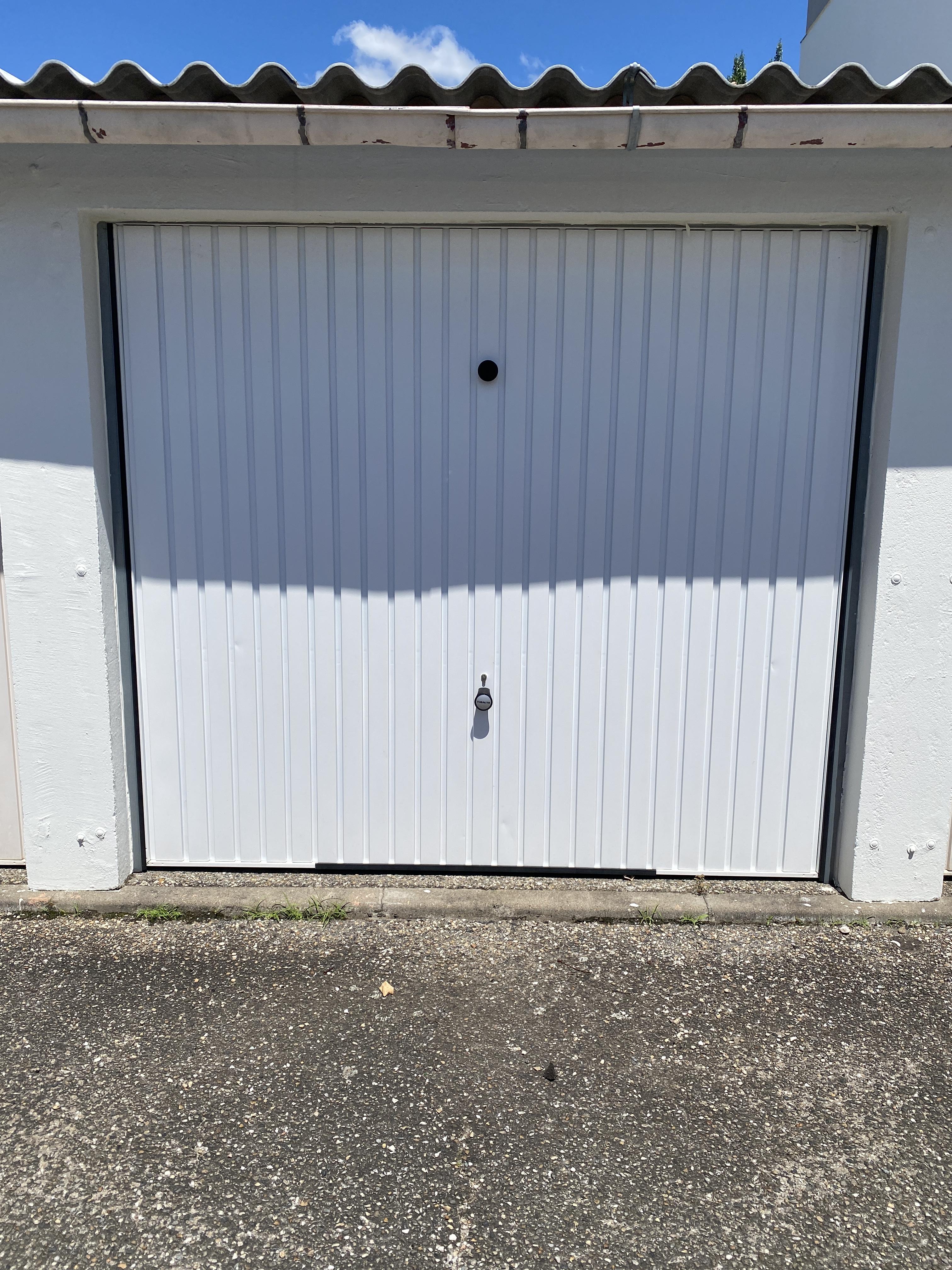Box de stockage sécurisé à eysines