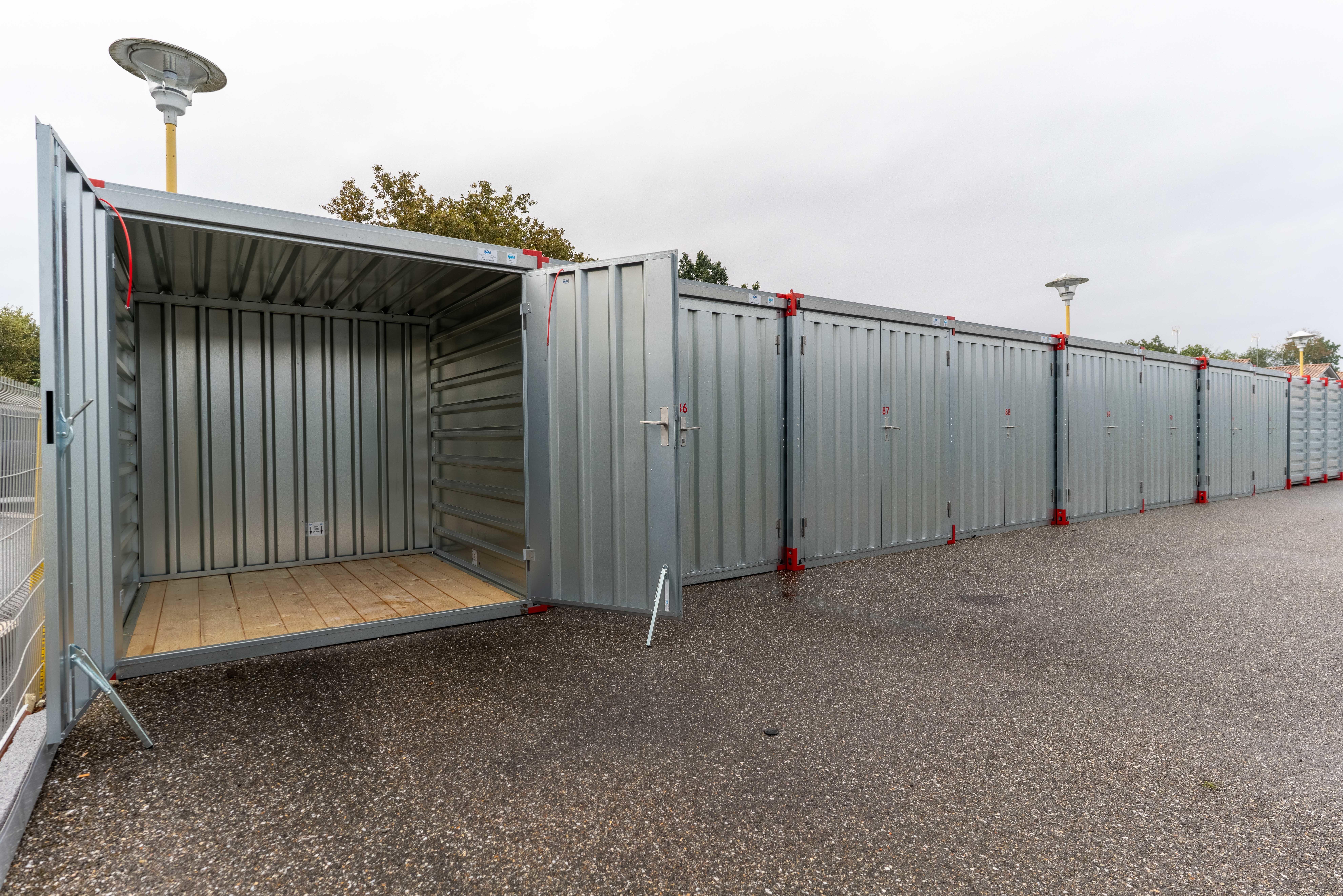 BOX CONTENEUR GARAGE GARDE-MEUBLE LA TESTE DE BUCH