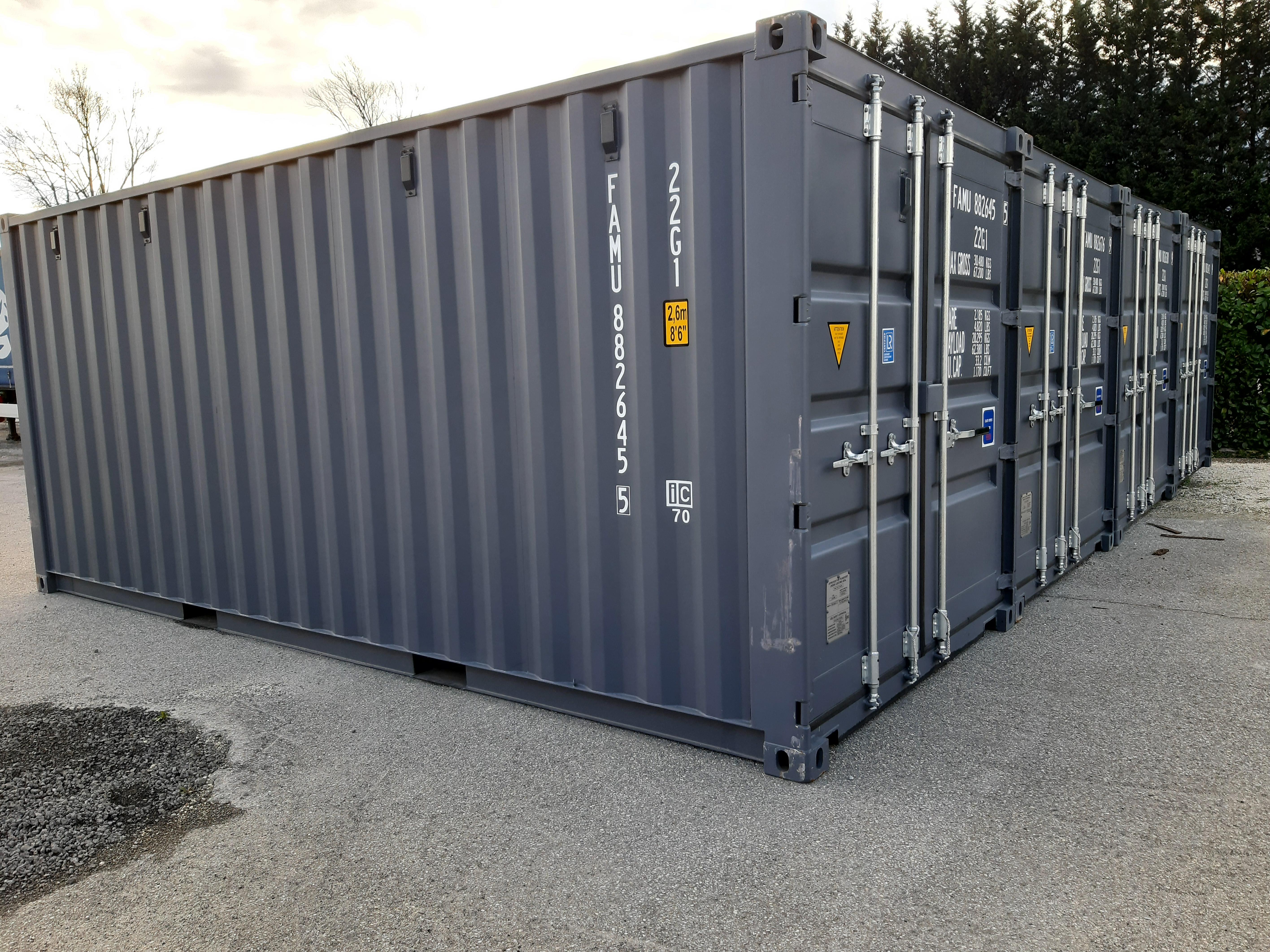 Container à louer 15m² Saint Vincent de Mercuze