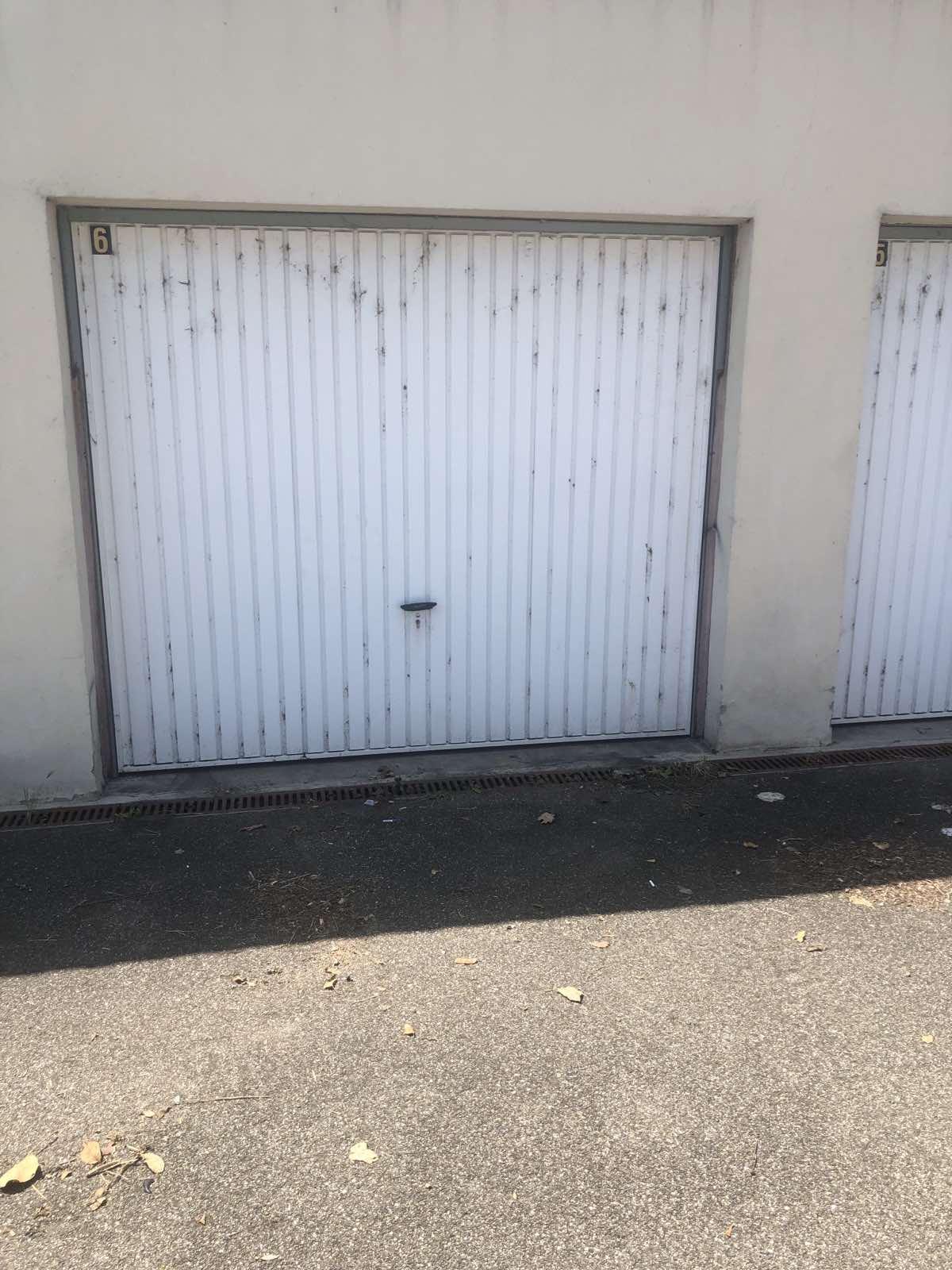 Location grand garde-meuble