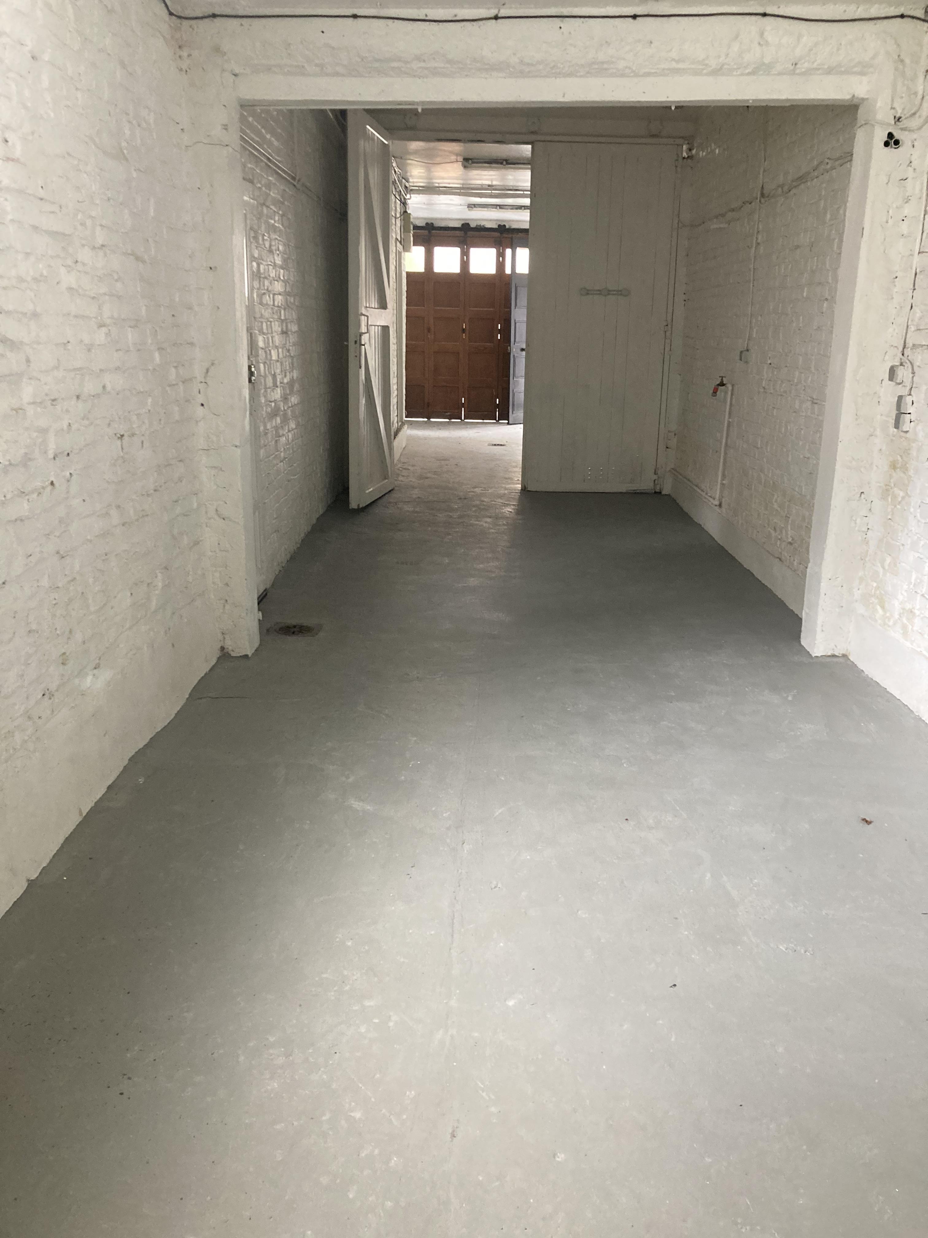 80 m2 de stockage Tramway Botanique