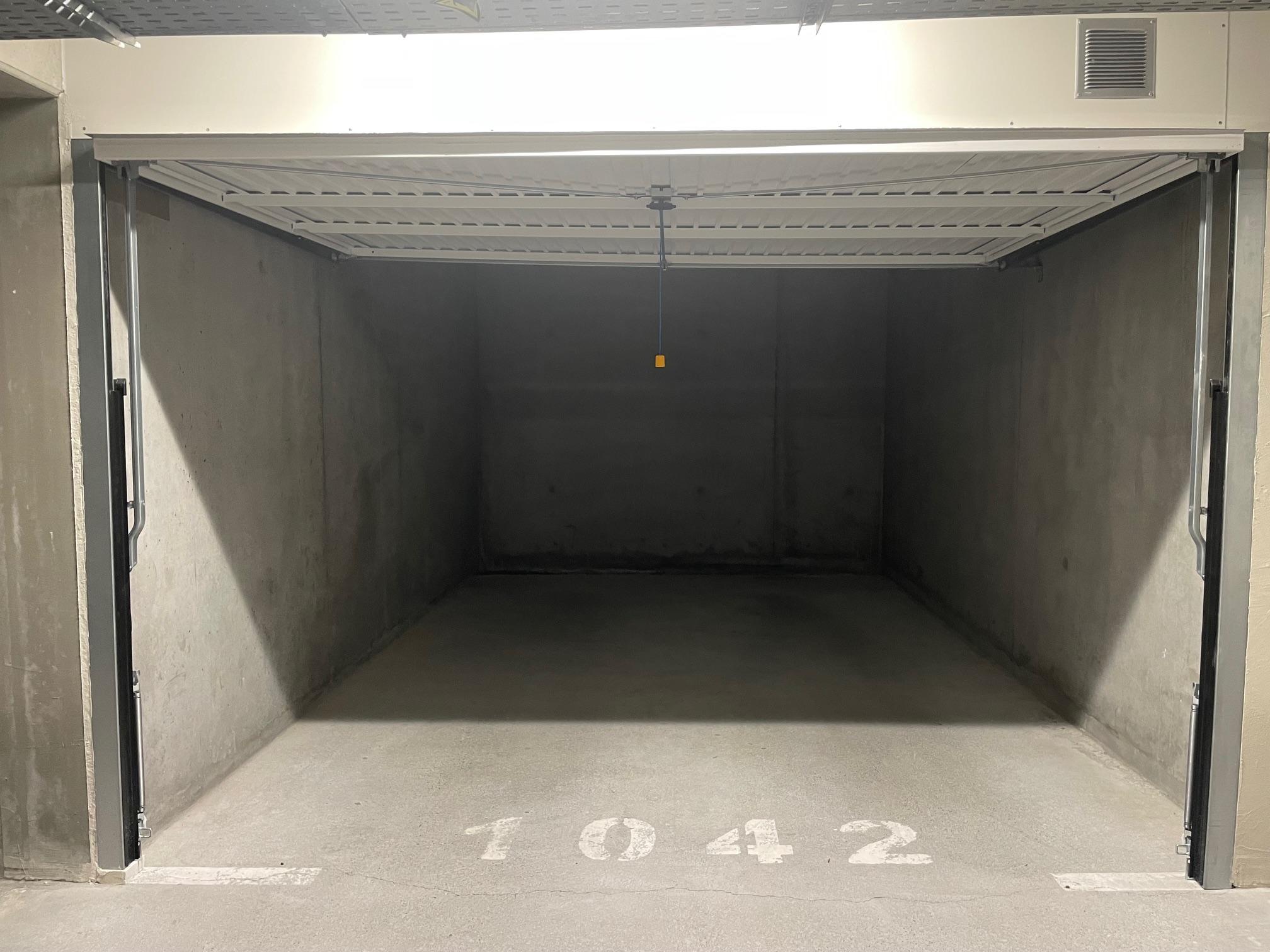 Grand box souterrain sécurisé - 17 m² -