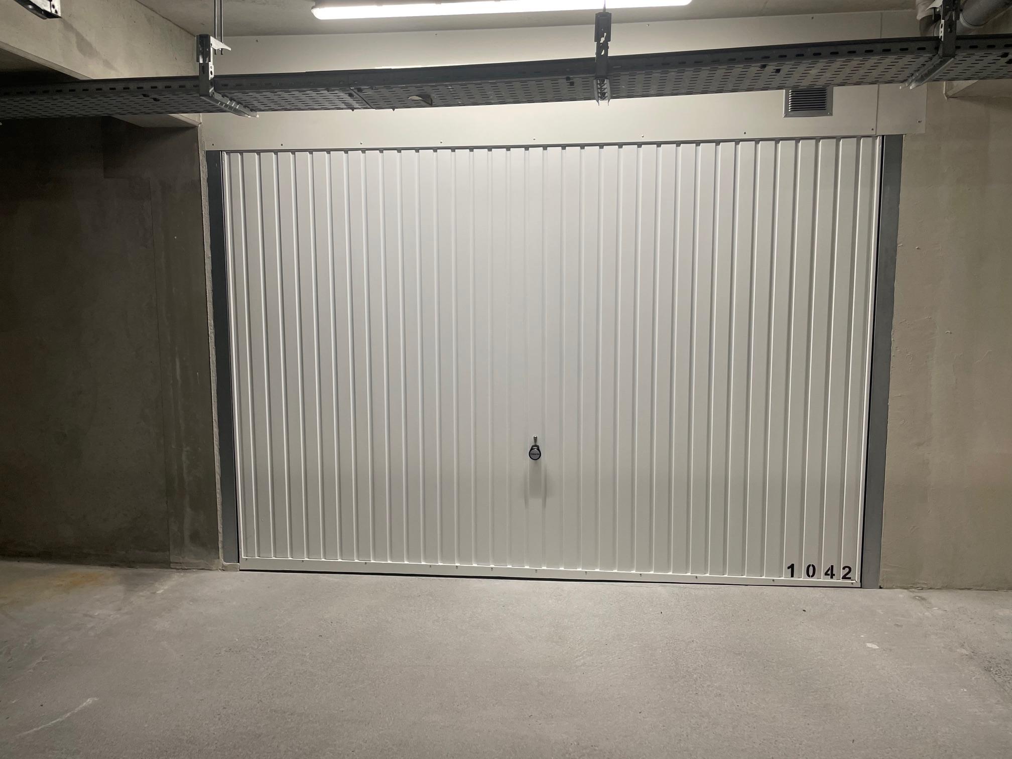 Grand box souterrain sécurisé - 17 m² -