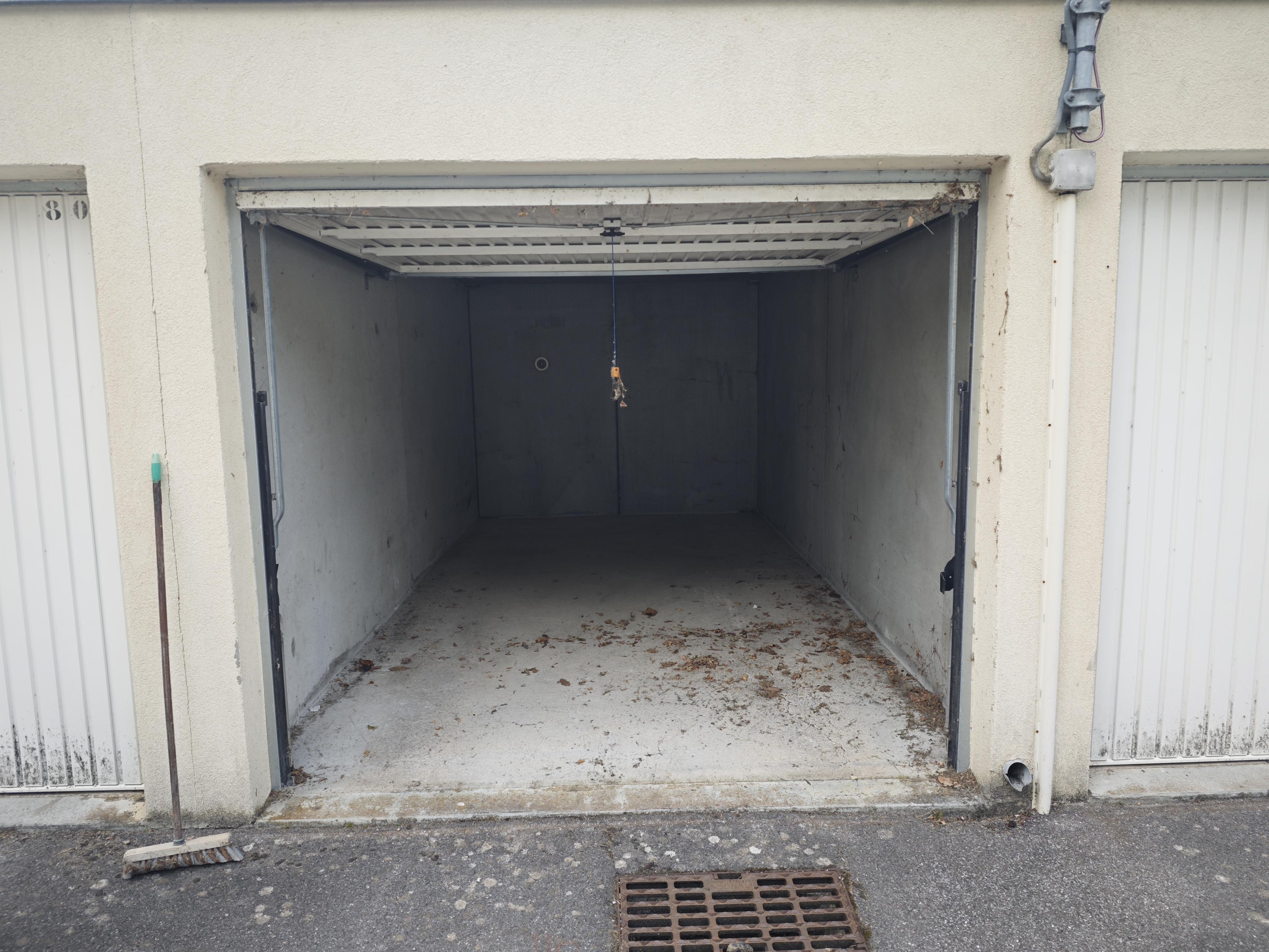 Location box de Stockage 14m2 sur Rambouillet