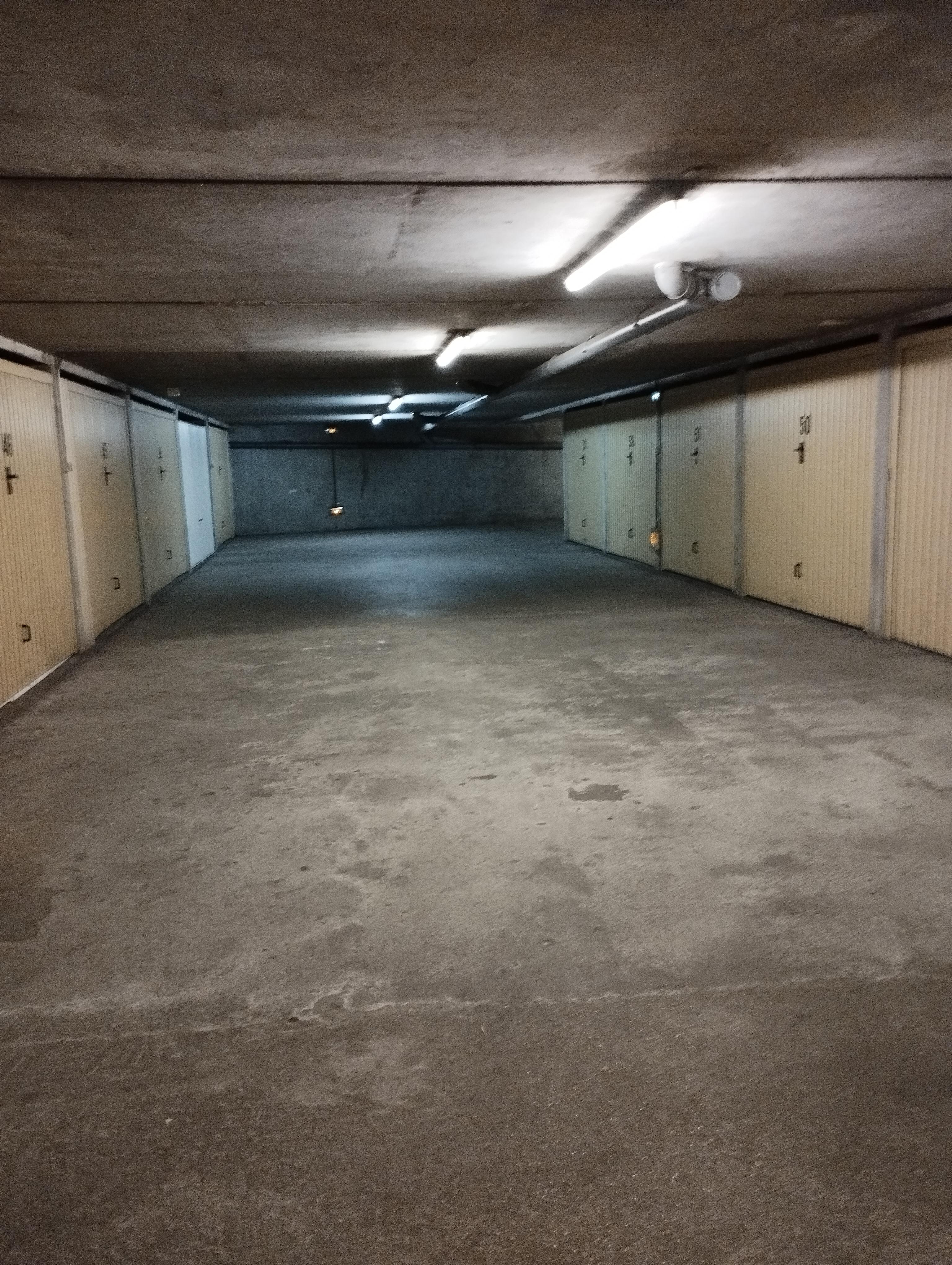 Garage / Box 23m² Lyon 3