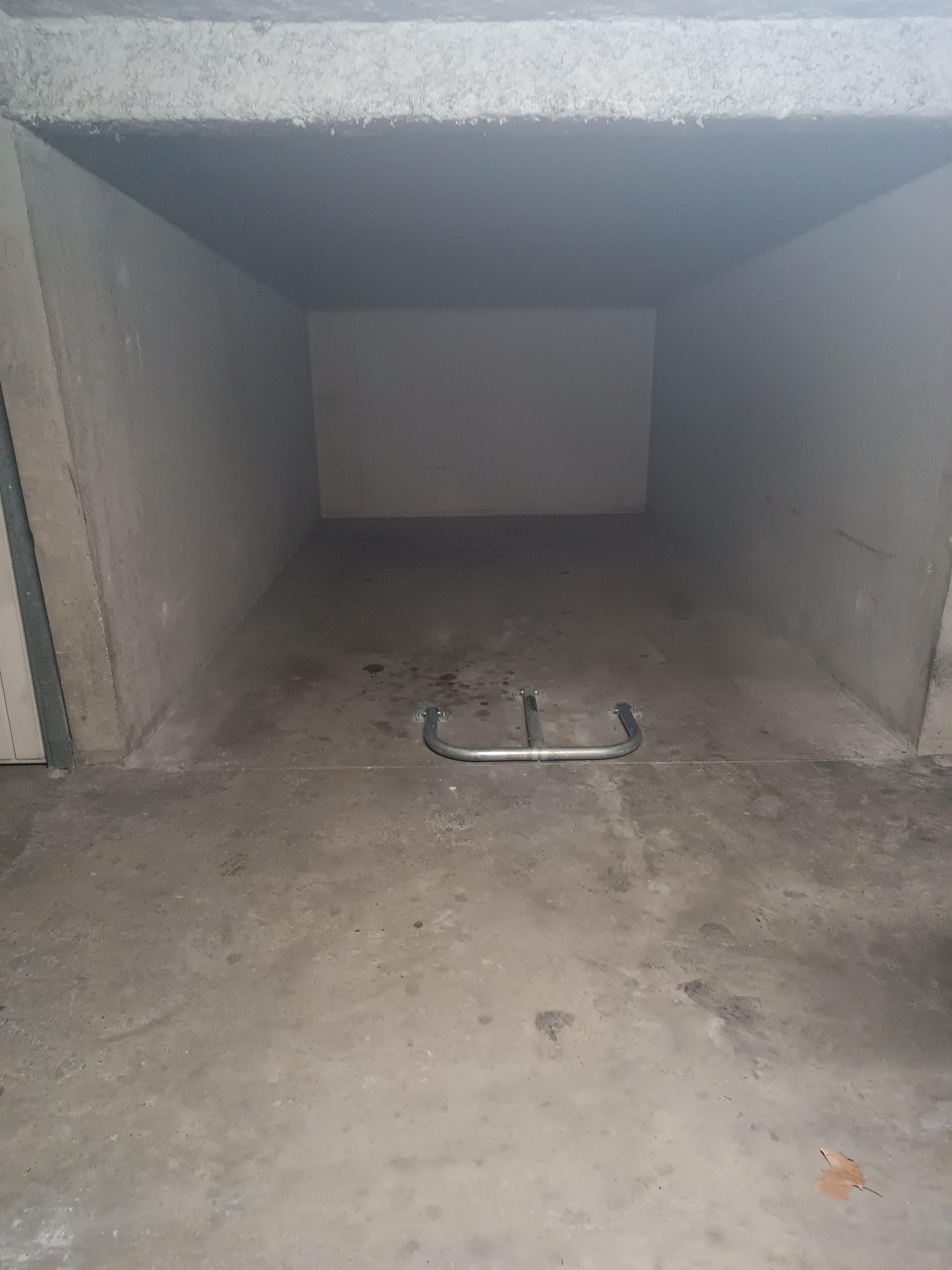 INTRA - Garage box 20m² - Toulouse