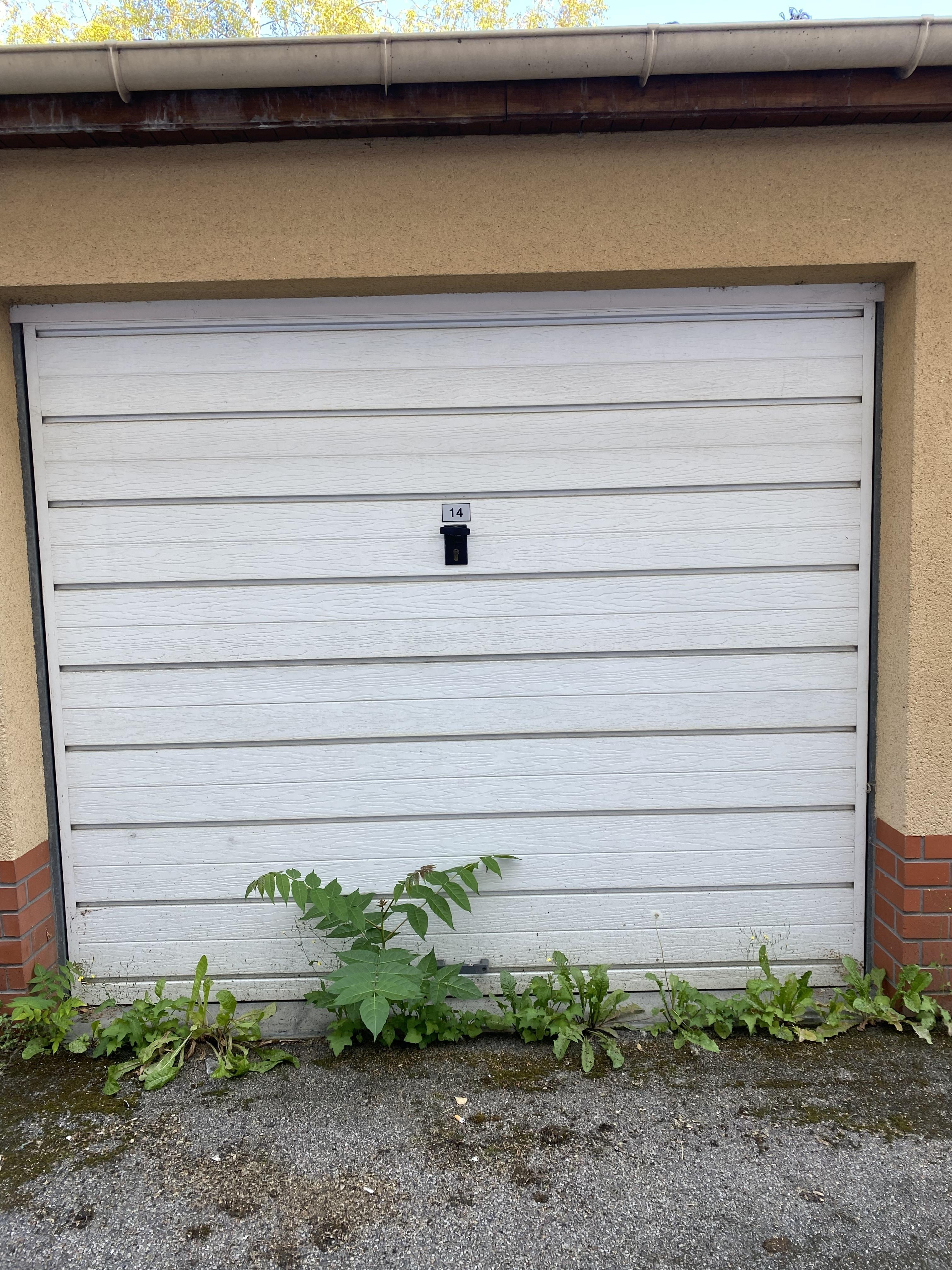 Garage/box de 14m² à louer