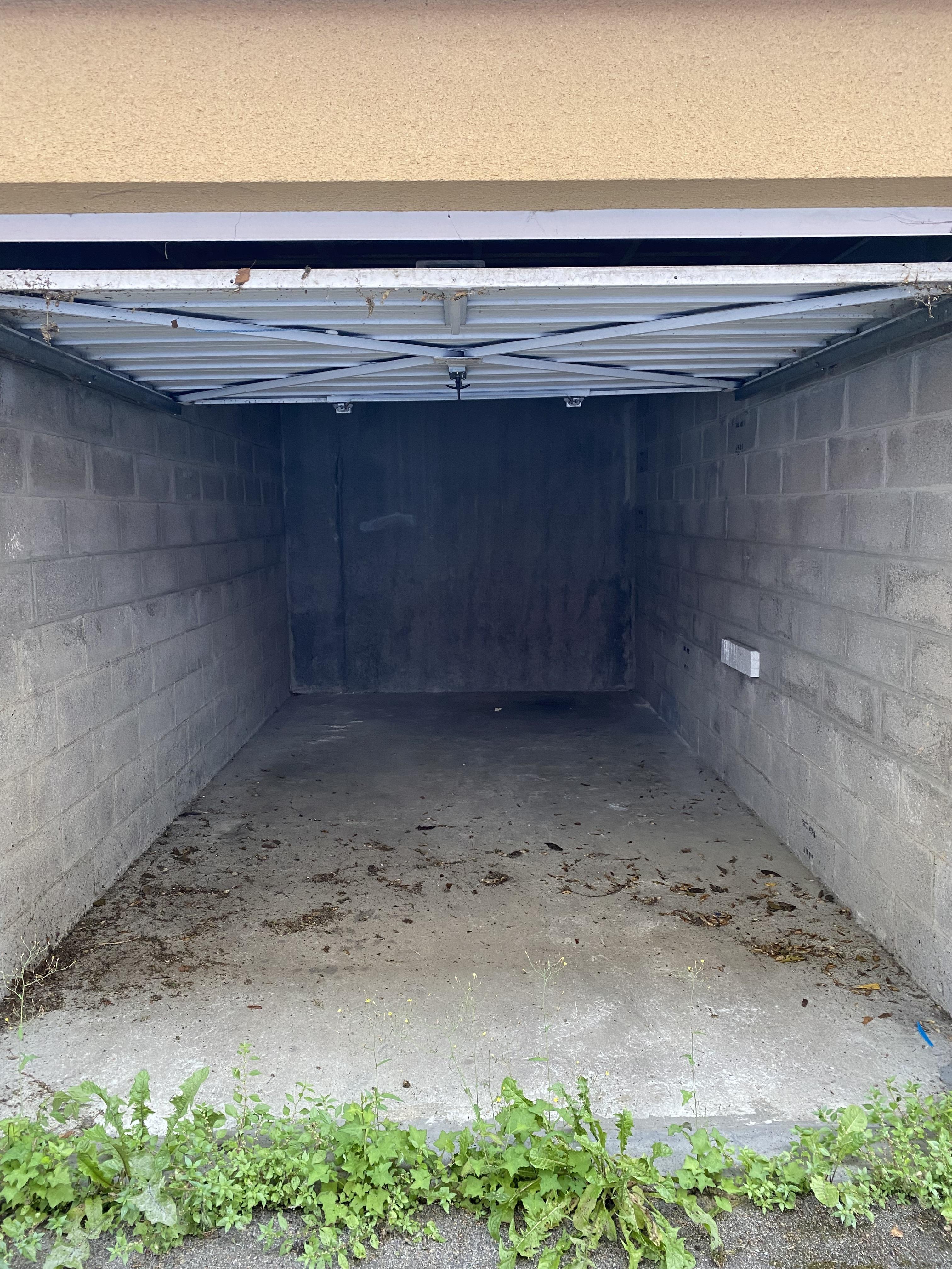 Garage/box de 14m² à louer