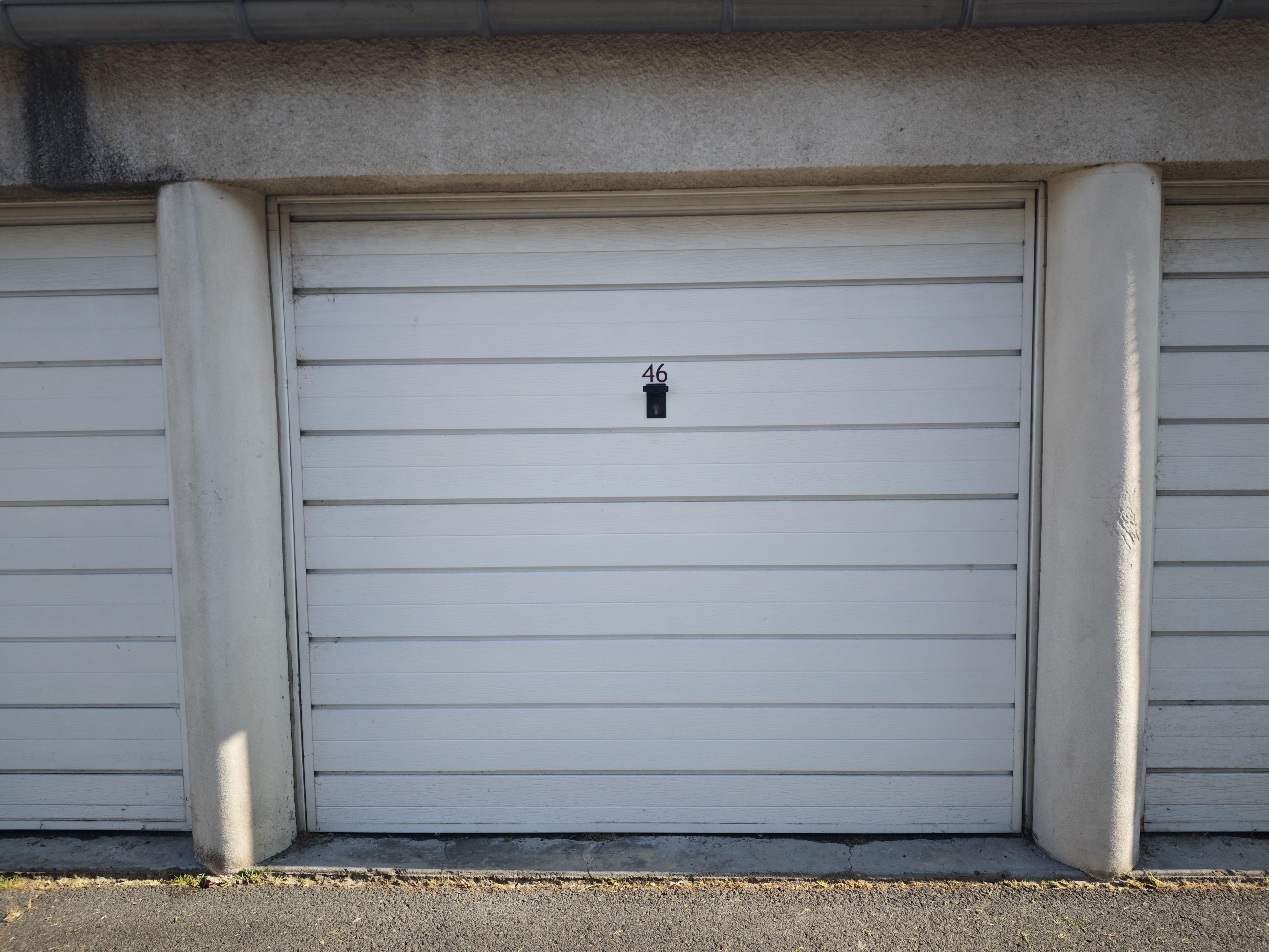 Garage/ Box 15m² - Le Cendre