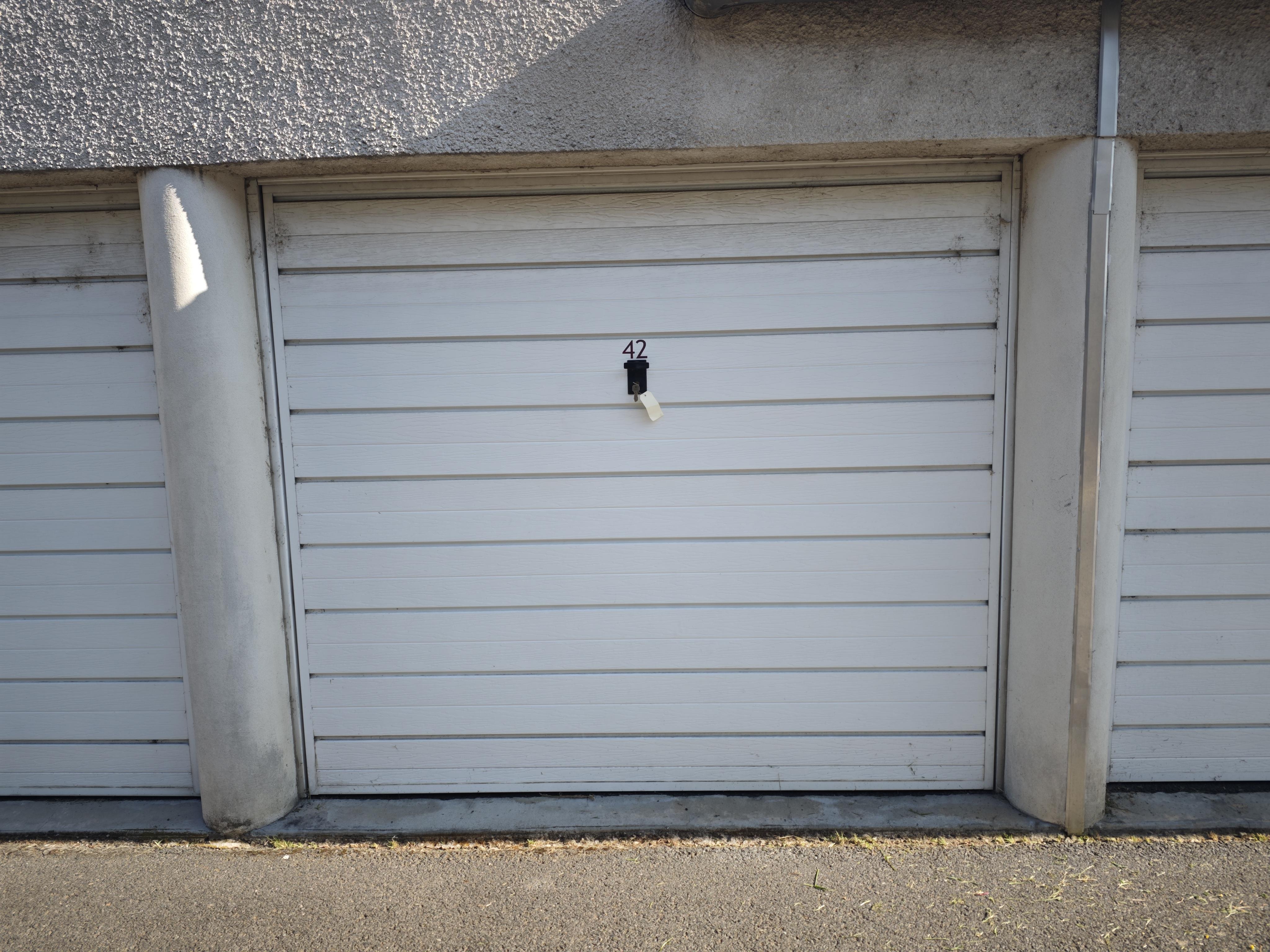 Garage/ Box 15m² - Le Cendre