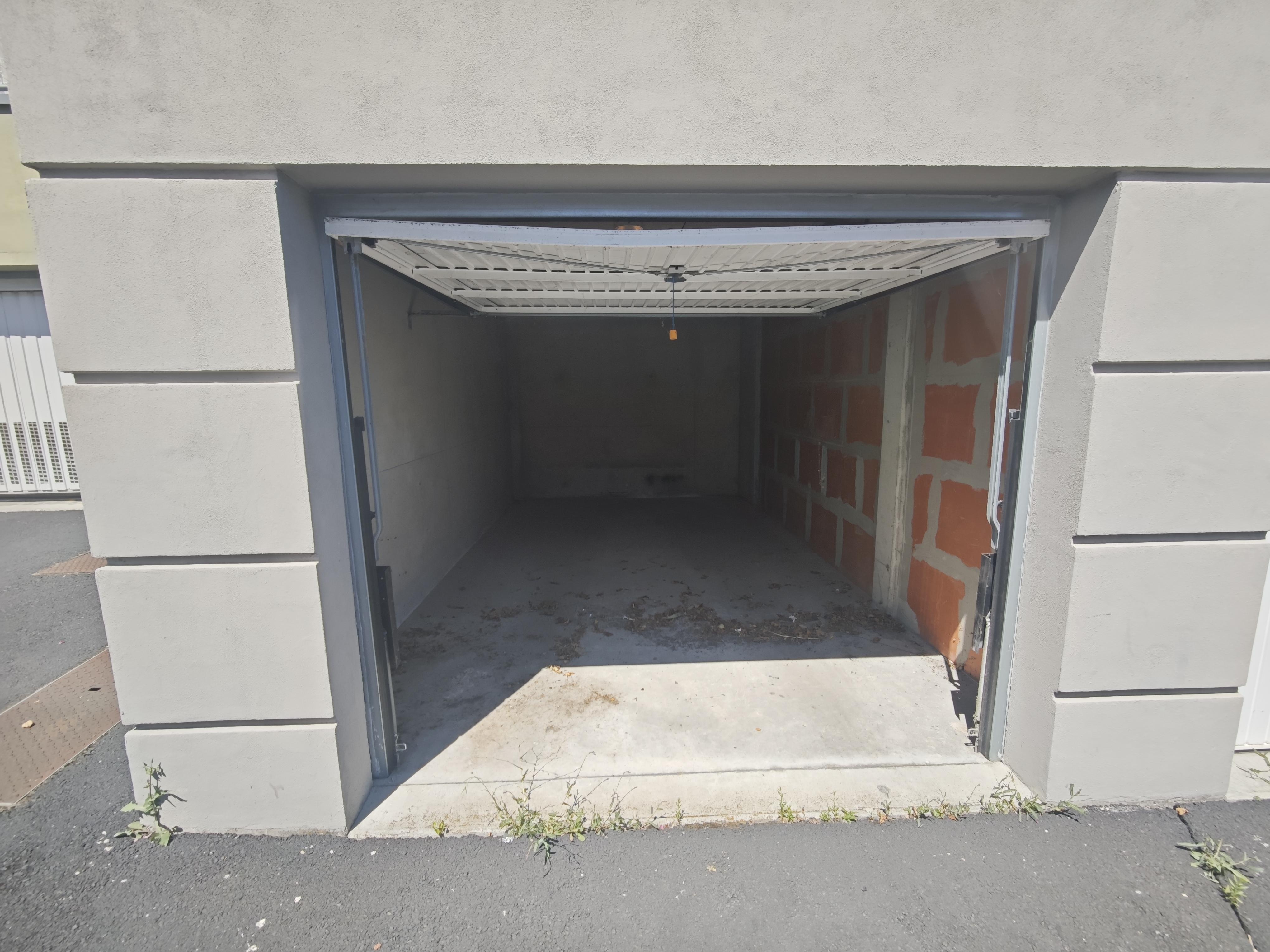 Garage/Box - 16m² à Clermont-Ferrand