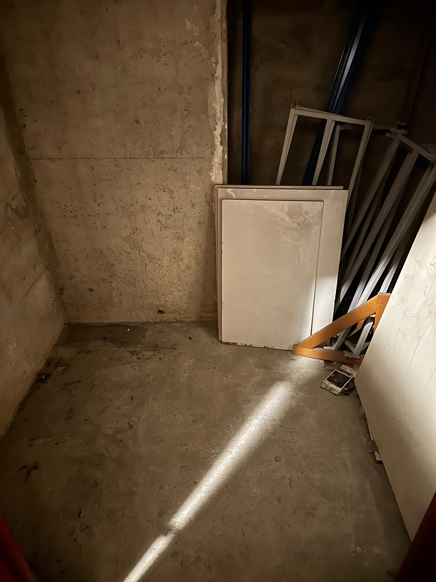 CAVE NEUILLY SUR SEINE A LOUER