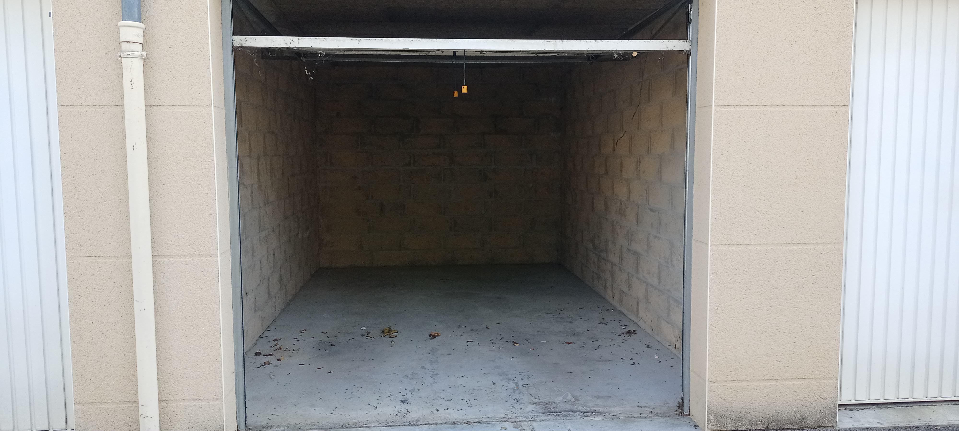 Garage - 18m² à Soissons