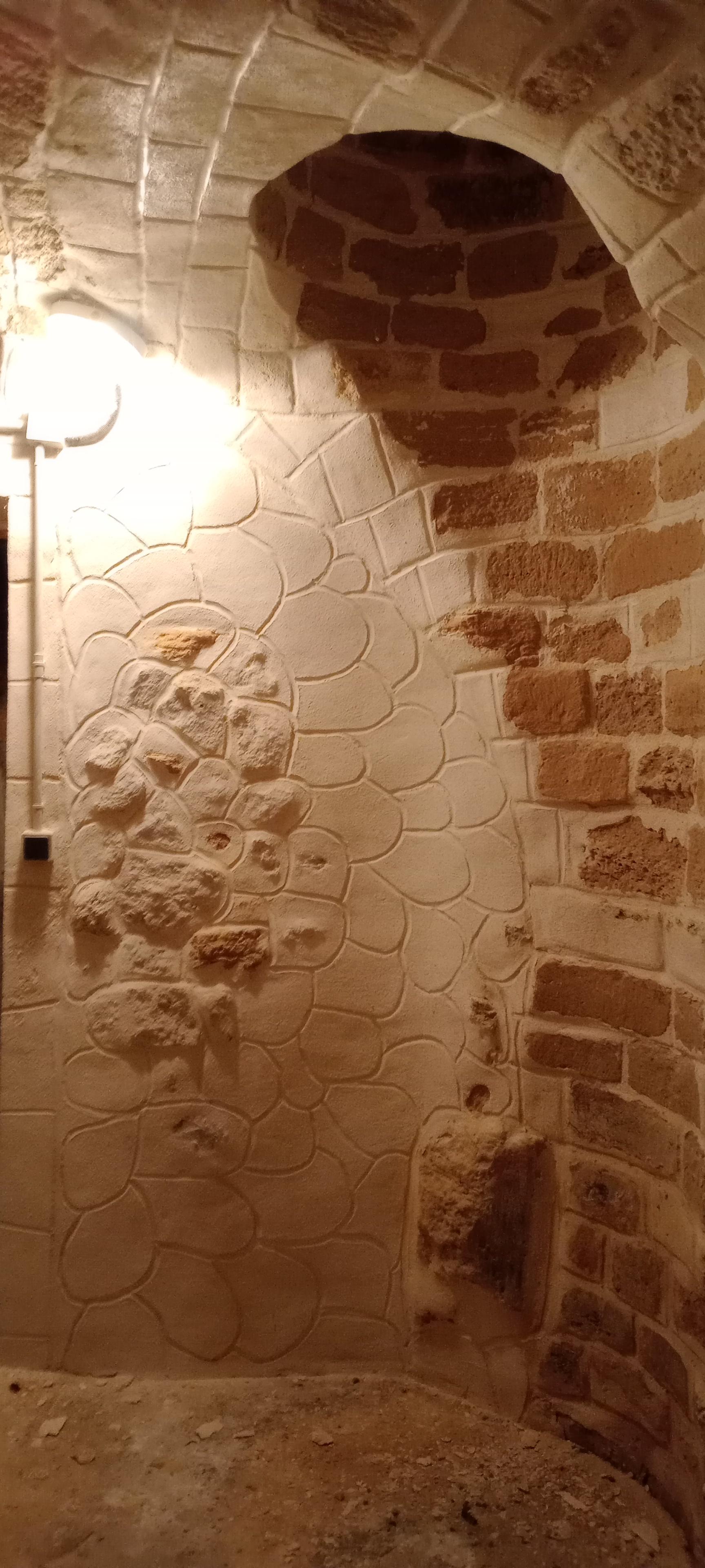 Cave sécurisée près de grand Rex