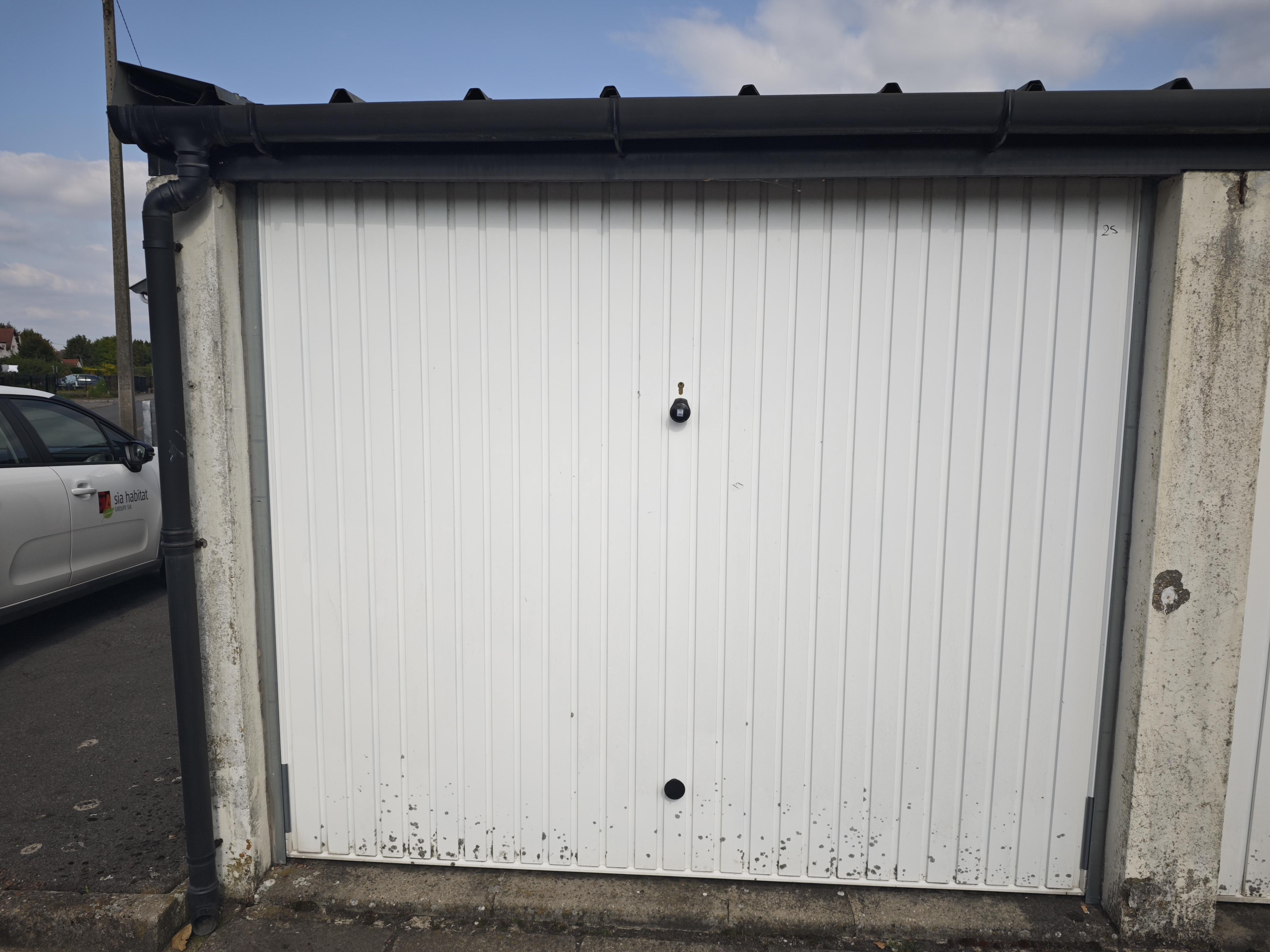 Garage/box de stockage de 14m² à Nœux-les-Mines