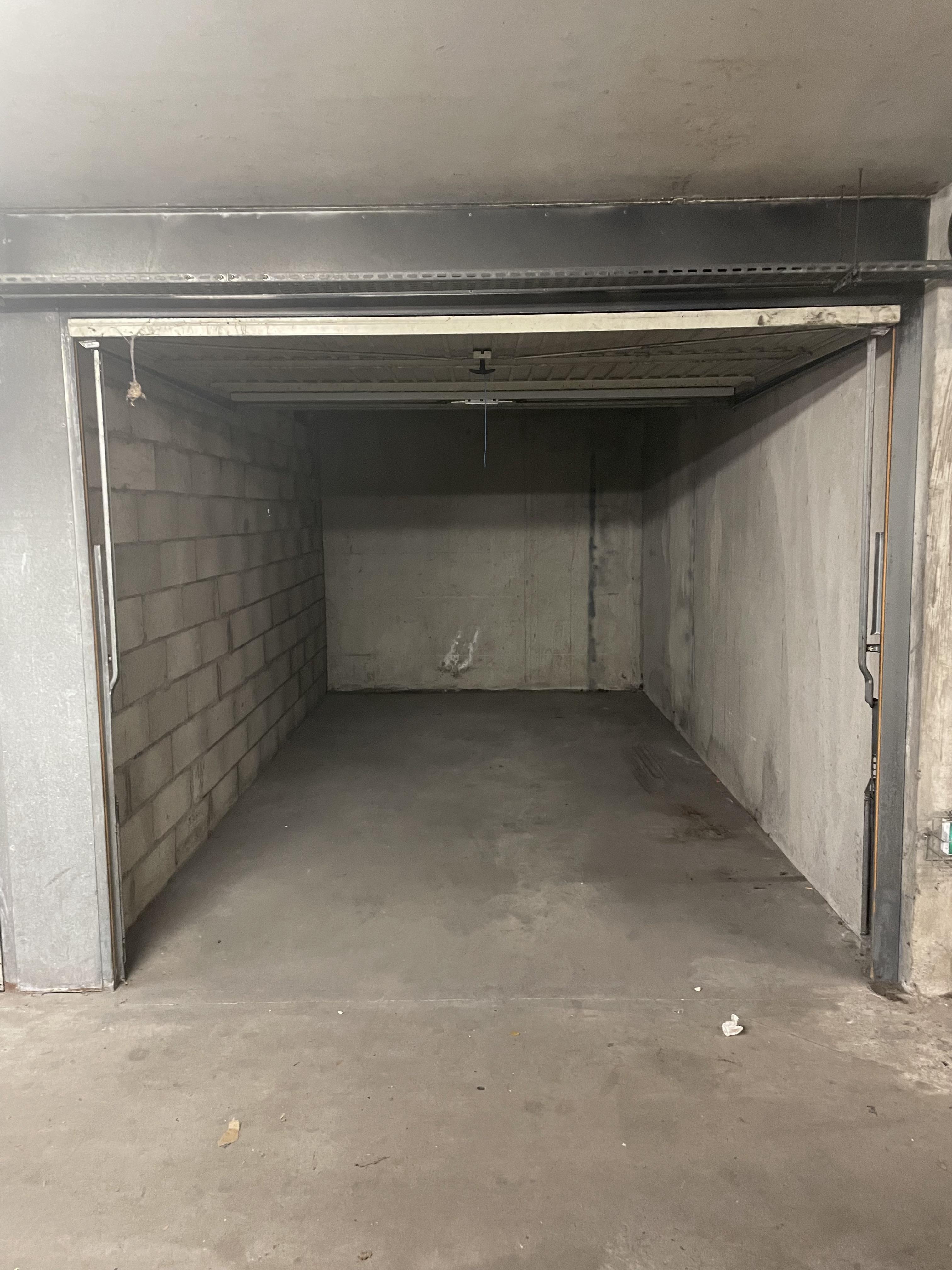 Garage Box 12m² - Saint-Jean-de-Braye