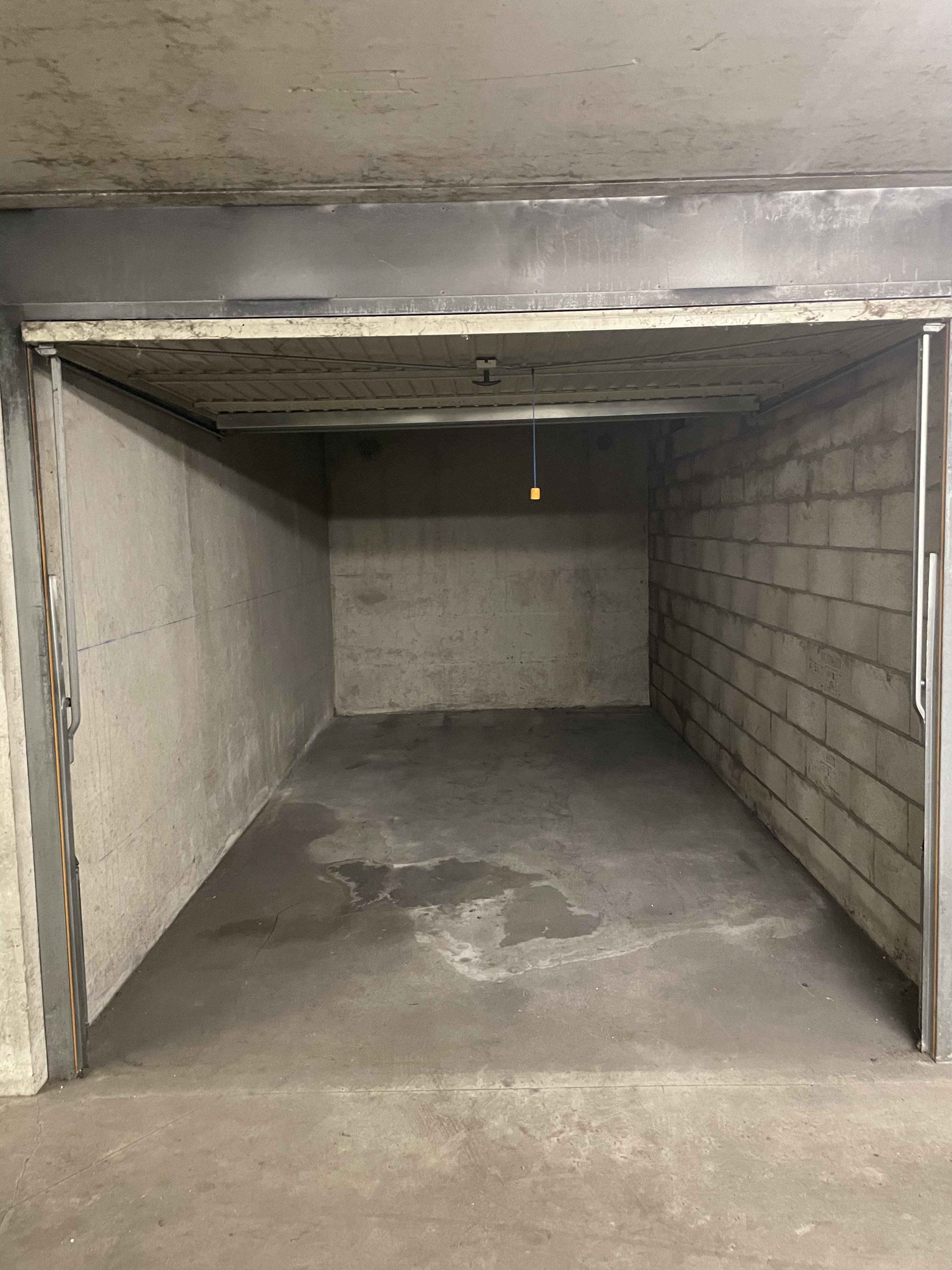 Garage Box 9m² - Saint-Jean-de-Braye
