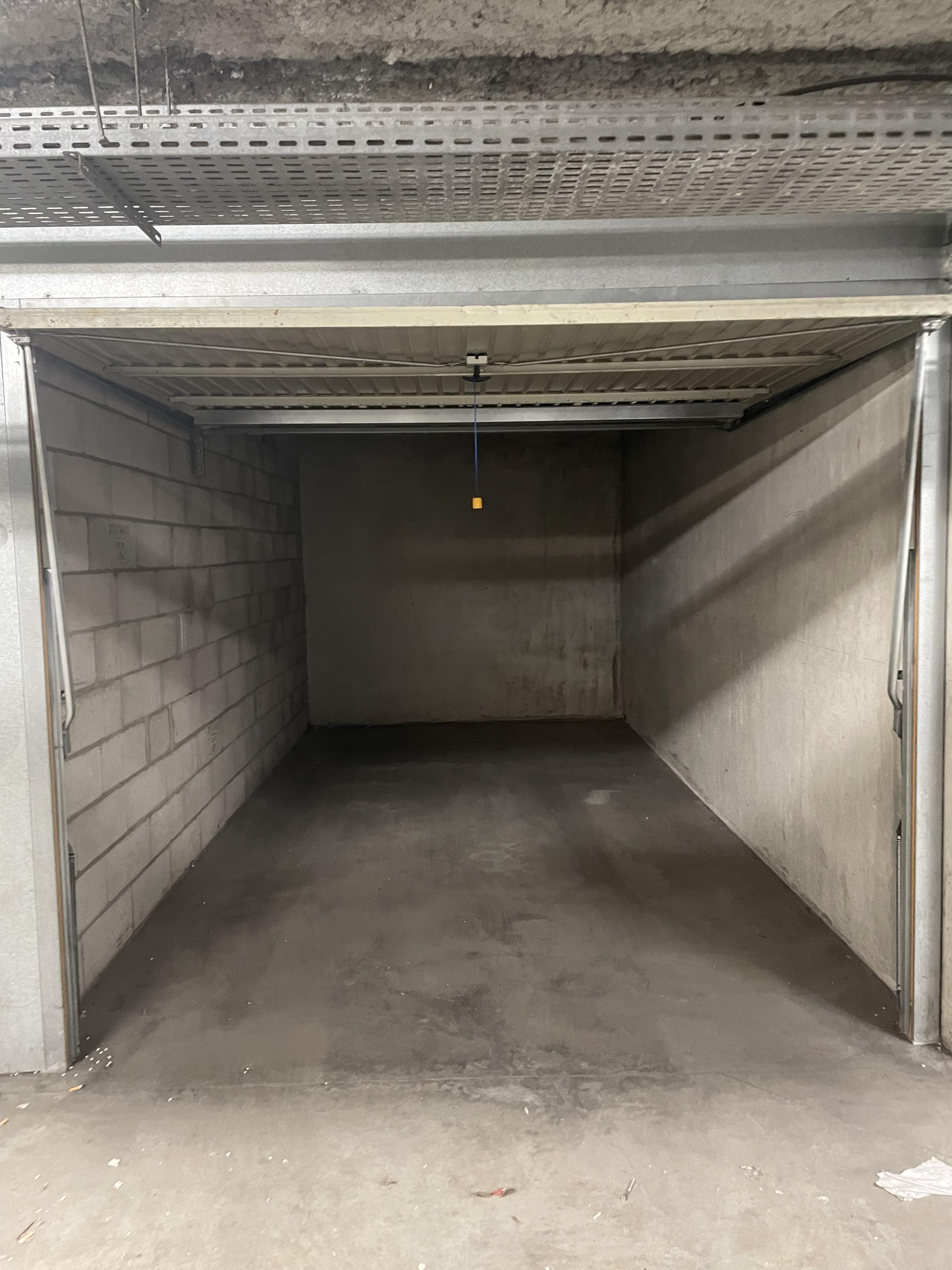 Garage Box 14m² - Saint-Jean-de-Braye