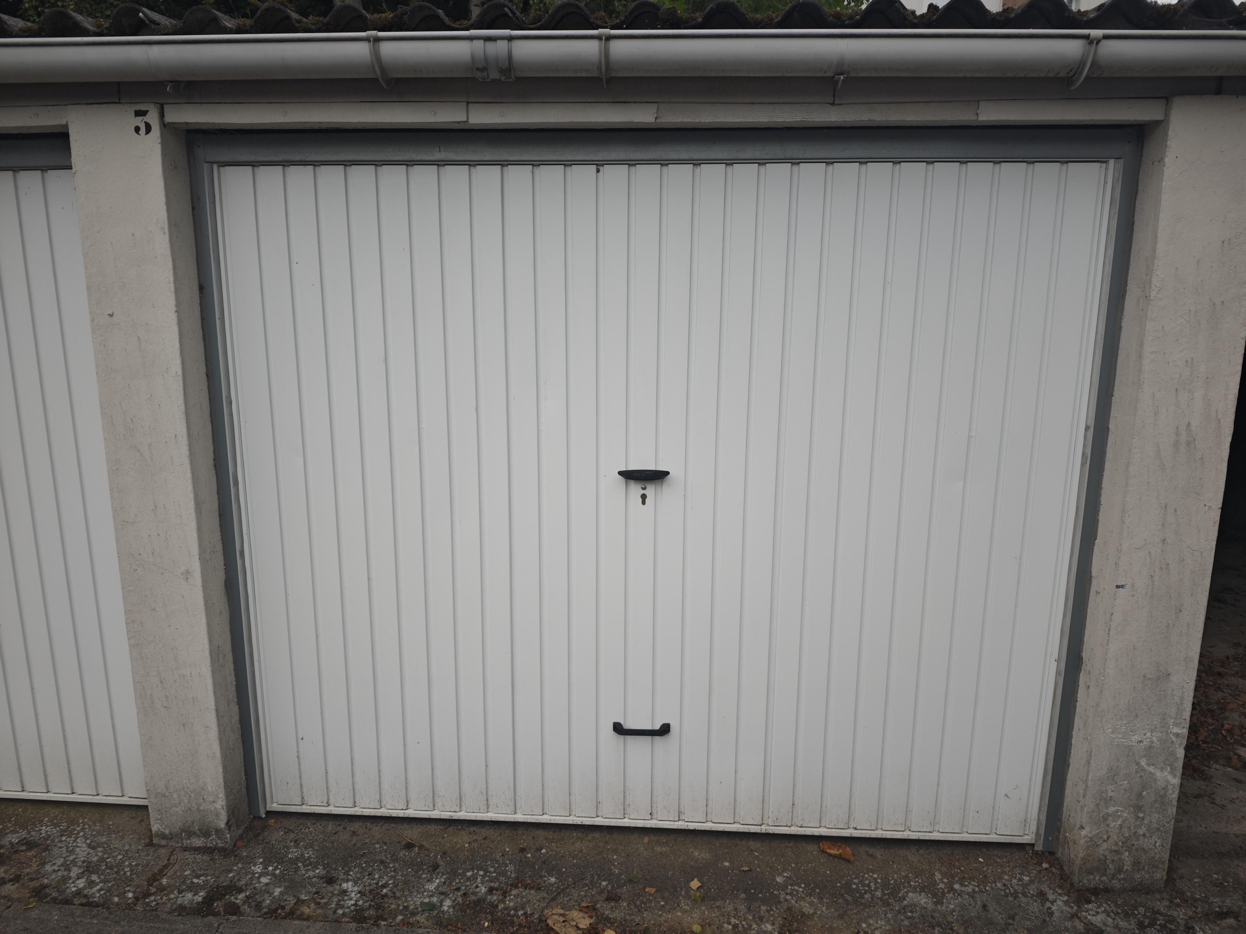Garage/box de stockage de 12m² à Henin Beaumont