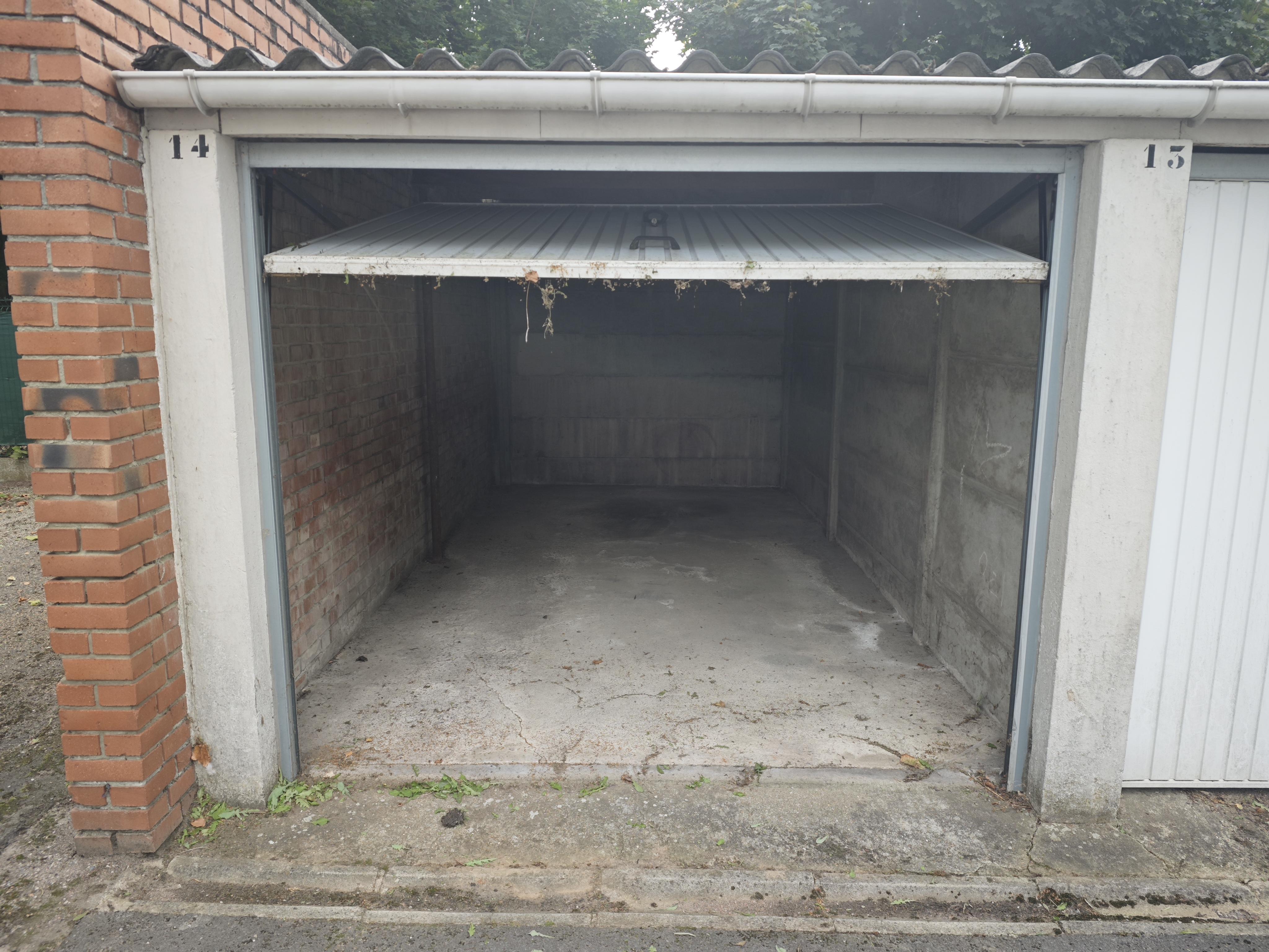 Garage de 12m² à Henin Beaumont