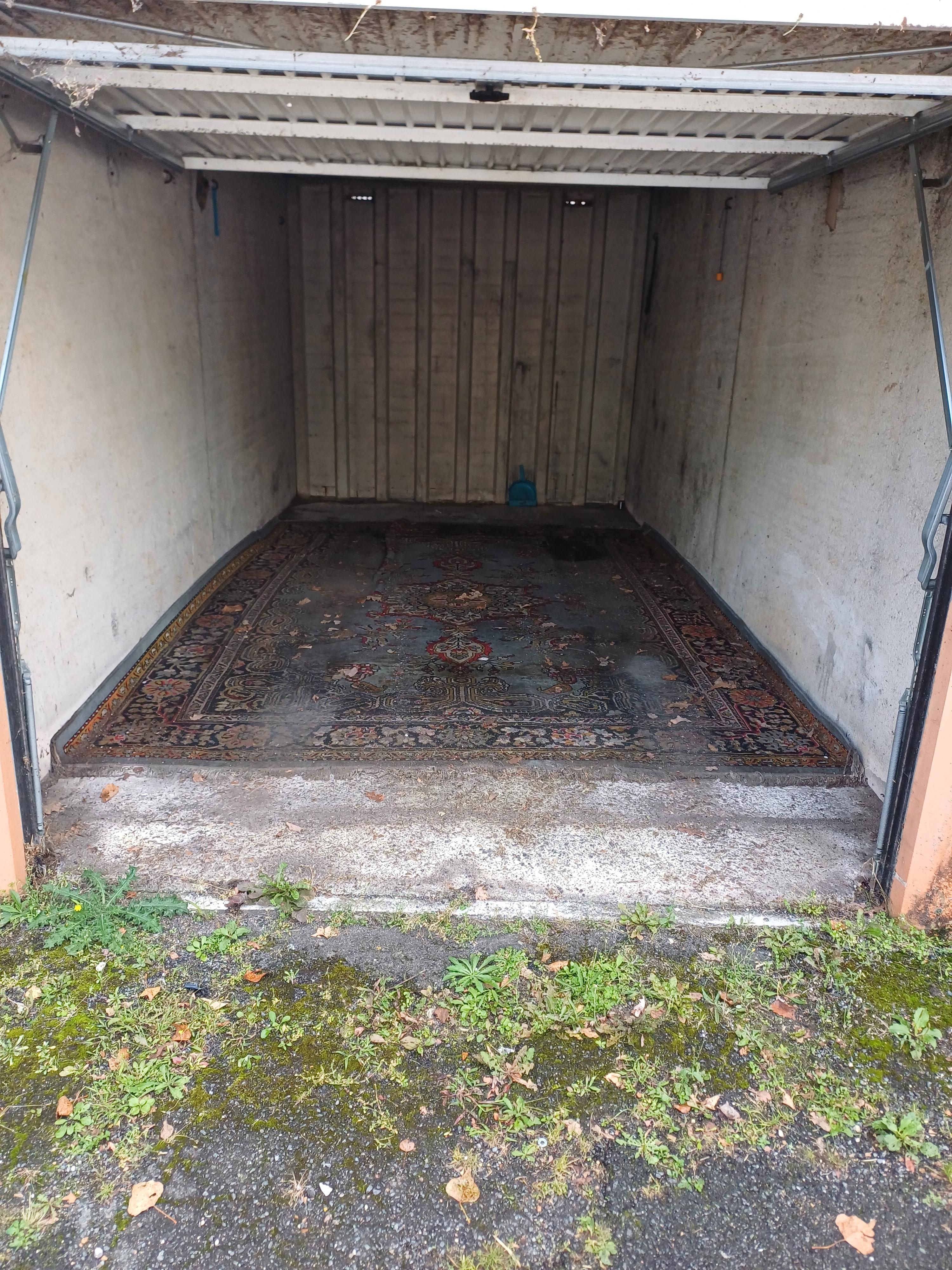 Garage Box 13m² - Châlette-sur-Loing